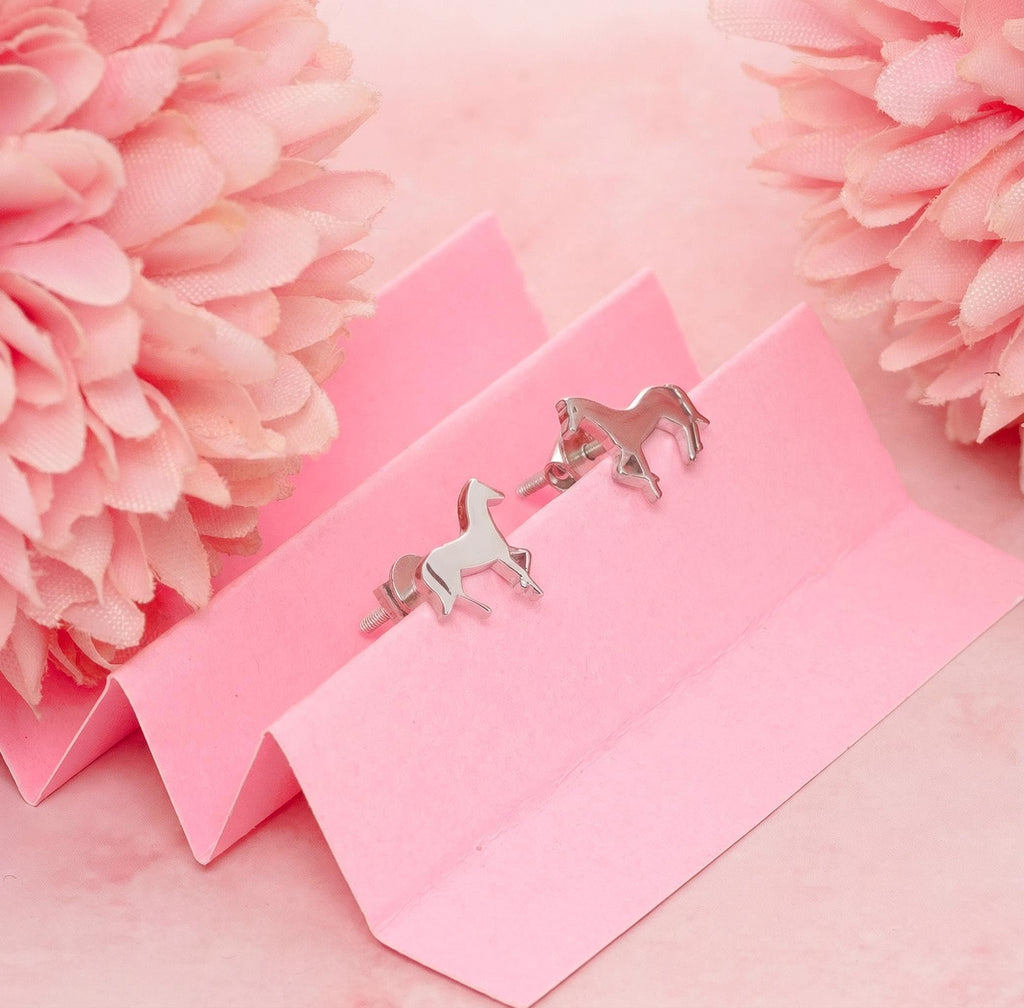 AMONROO® 925 Silver Jewellery for Women - 925 Sterling Silver Horse Stud Earrings, Horse Design Earrings, Equestrian Jewellery Gift | 925 Stamp, Warranty & Authenticity Certificate