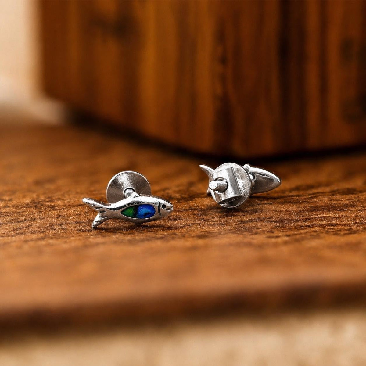 AMONROO® 925 Silver Jewellery for Women - 925 Sterling Silver Blue Green Fish Enamel Stud Earrings, Ocean Animal Jewellery Gift | 925 Stamp, Warranty & Authenticity Certificate