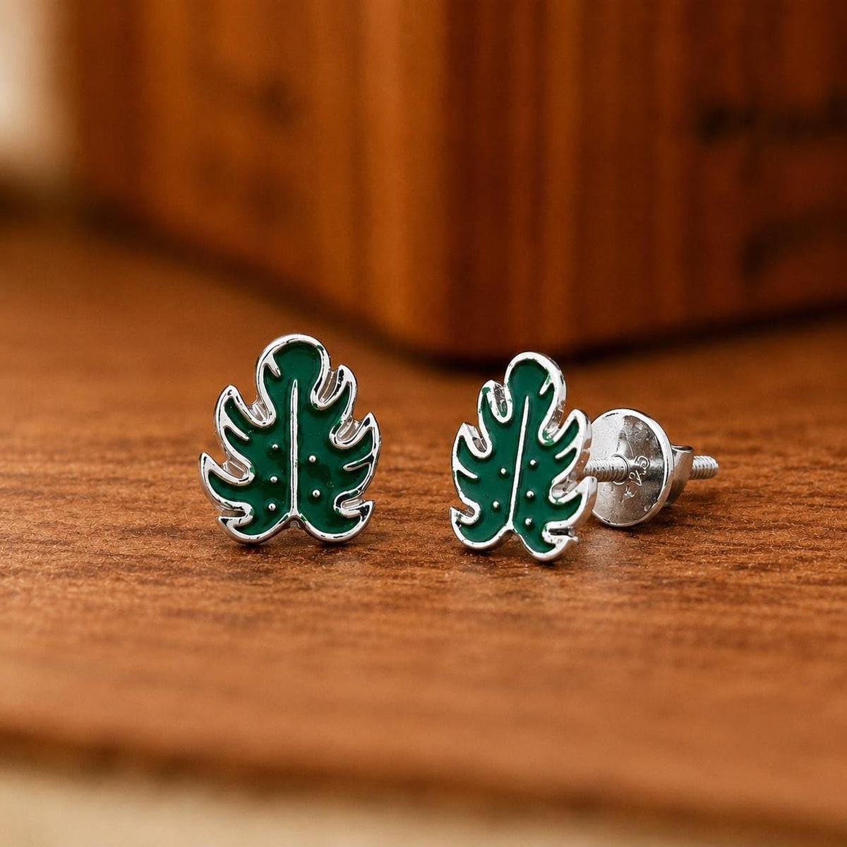 AMONROO® 925 Silver Jewellery for Women - 925 Sterling Silver Green Monstera Leaf Enamel Stud Earrings, Botanical Jewellery Gift | 925 Stamp, Warranty & Authenticity Certificate
