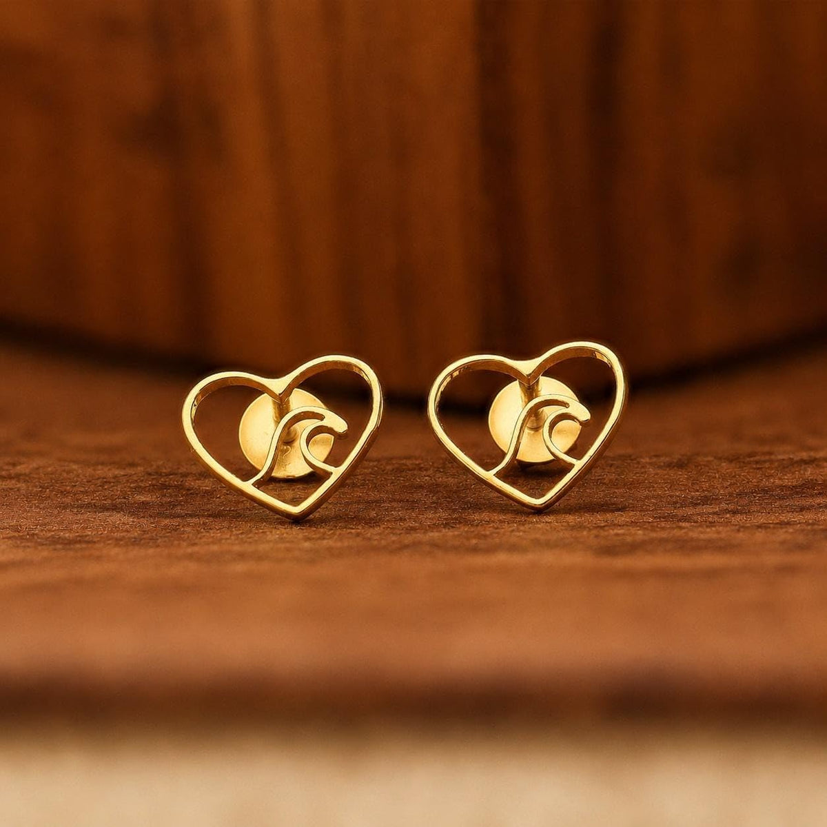 AMONROO® 925 Silver Jewellery for Women - Gold Finish 925 Sterling Silver Heart Wave Stud Earrings, Ocean Design Jewellery Gift | 925 Stamp, Warranty & Authenticity Certificate