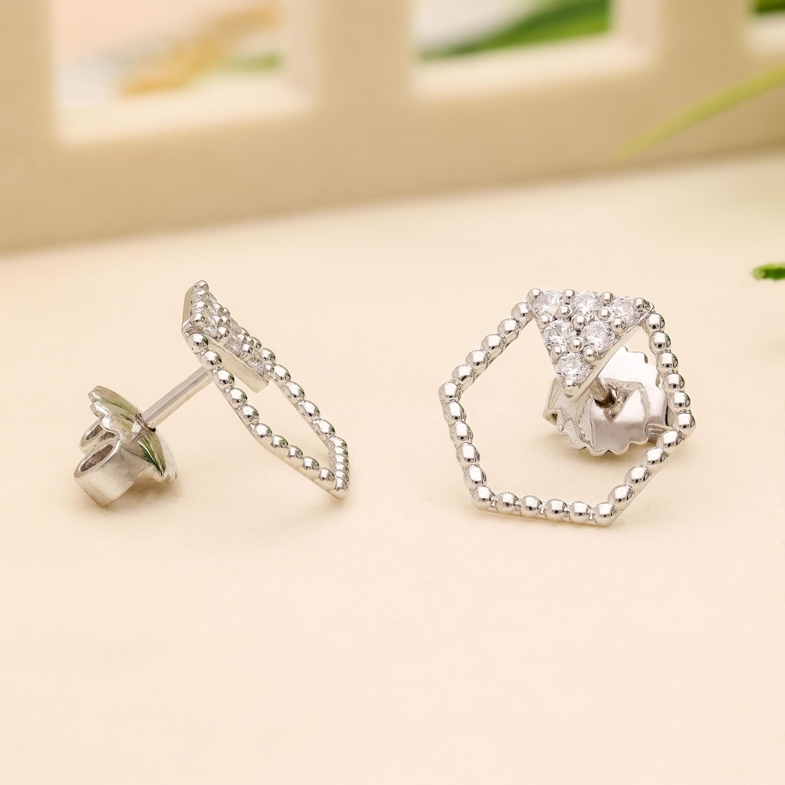 e3cbf33d4e876c48d9bbd0f8a0b29004