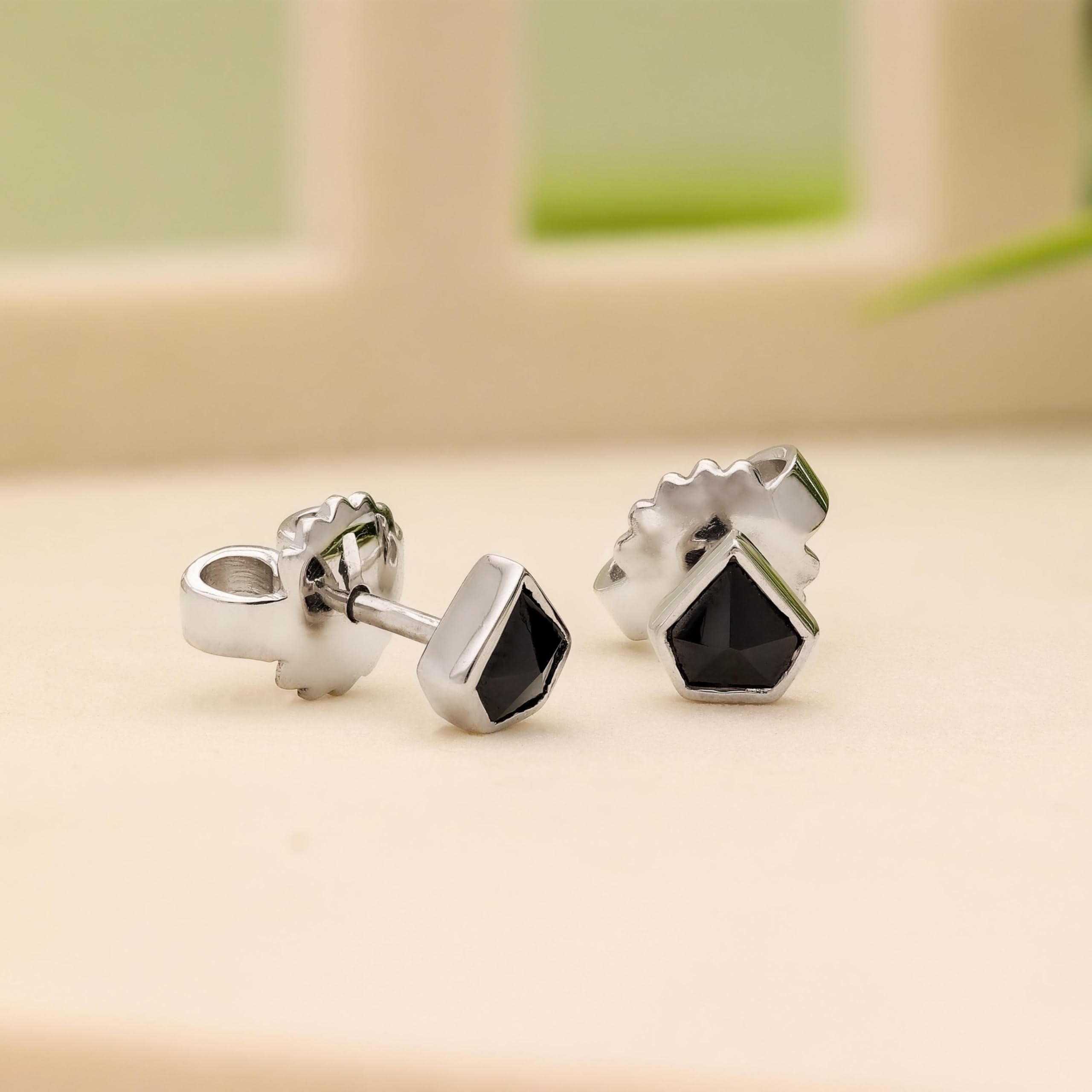 333693d2d04300bce92b90756c4245eb