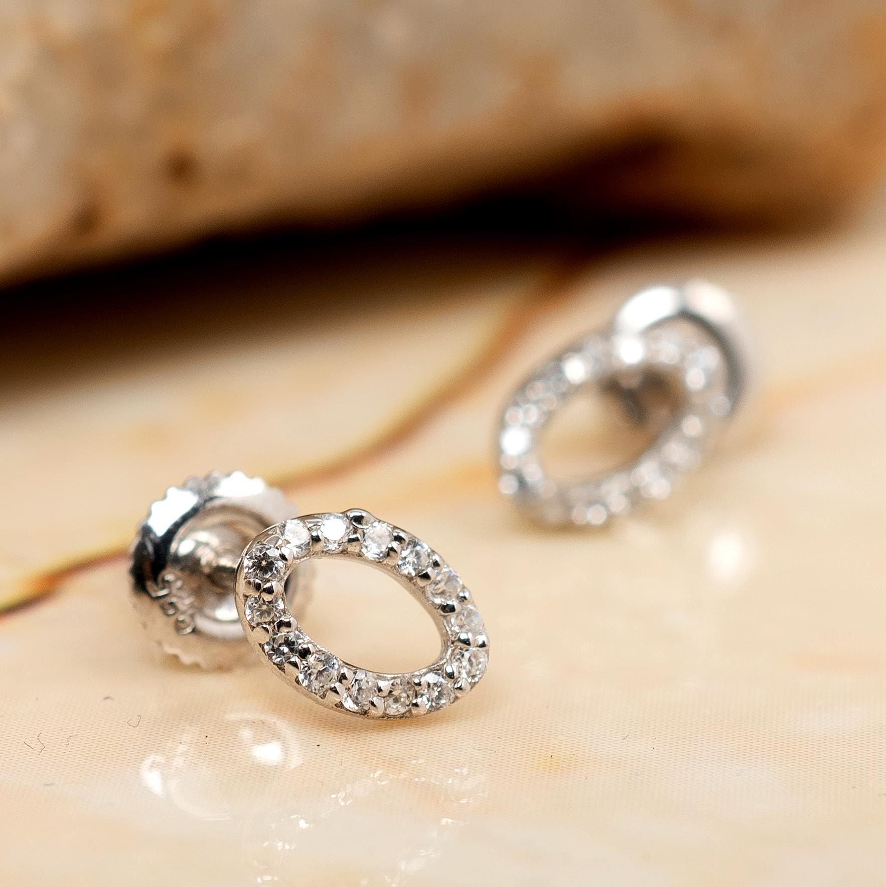 ae1c39e49933e43a67892d6412e9a4b3