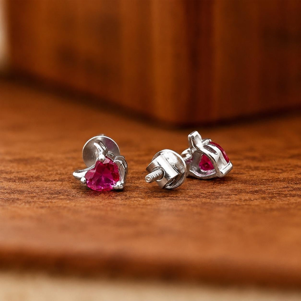 AMONROO® 925 Silver Jewellery for Women - 925 Sterling Silver Pink CZ Heart Stud Earrings, Heart Earrings, Dainty Romantic Jewellery | 925 Stamp, Warranty & Authenticity Certificate
