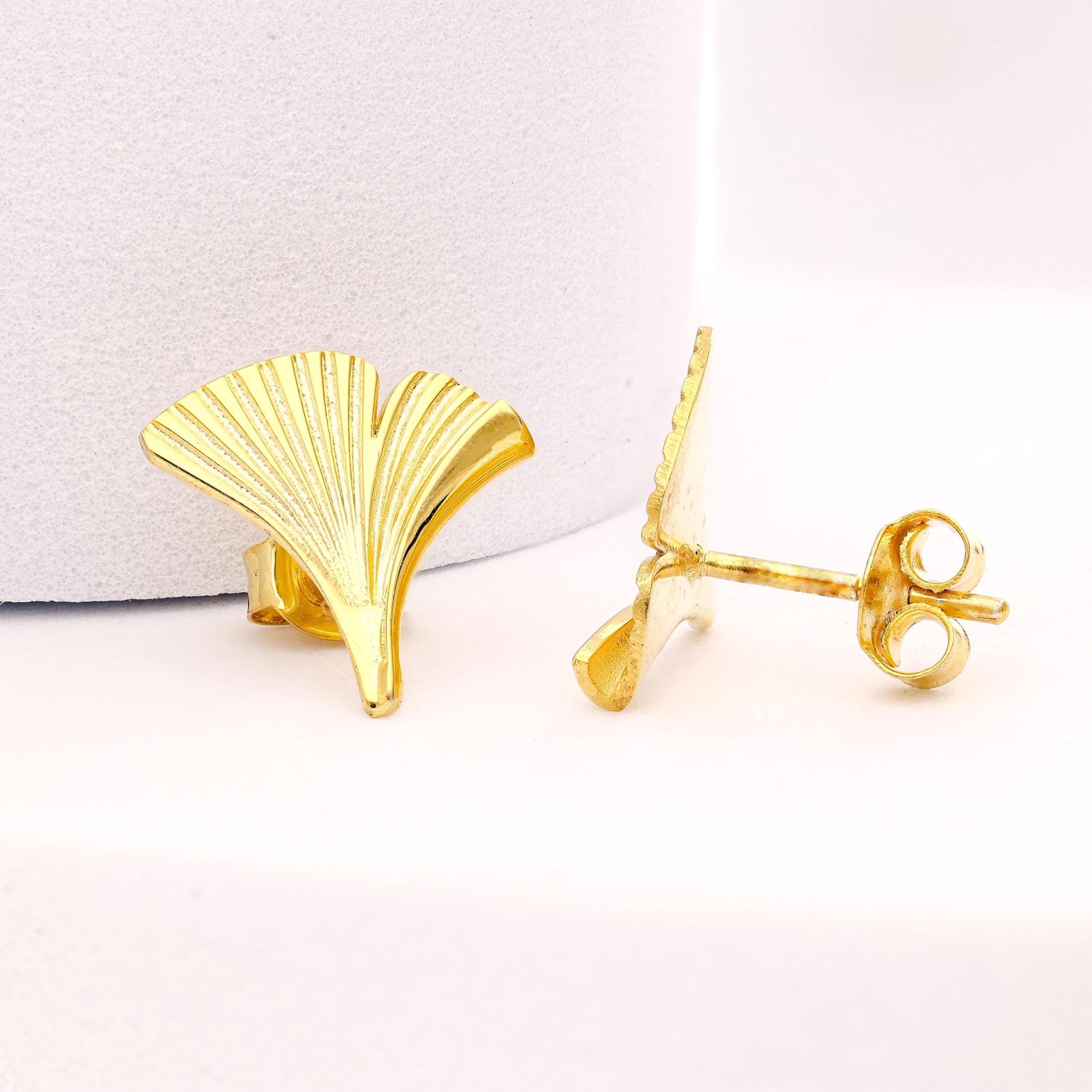 7c4b512af7f79d605db5313569028aa8