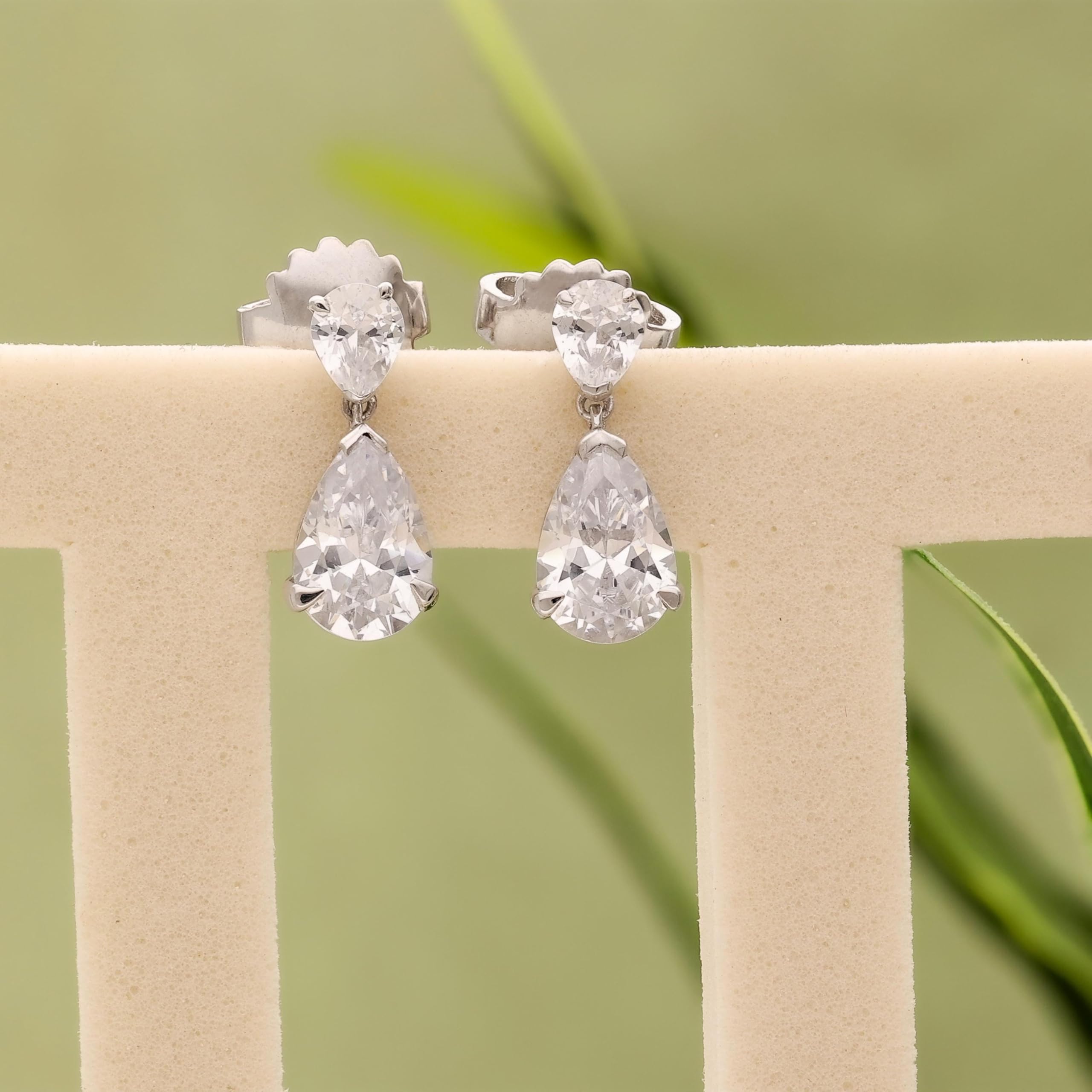 9777b353b5b6a40794d0e3a1f4c3cdac