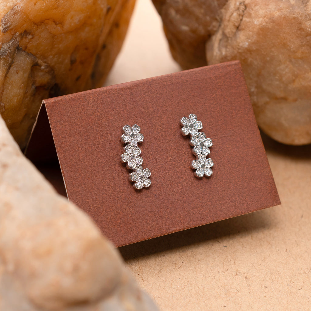925 Sterling Silver Daisy Flower Stud Earrings Minimal Jewelry
