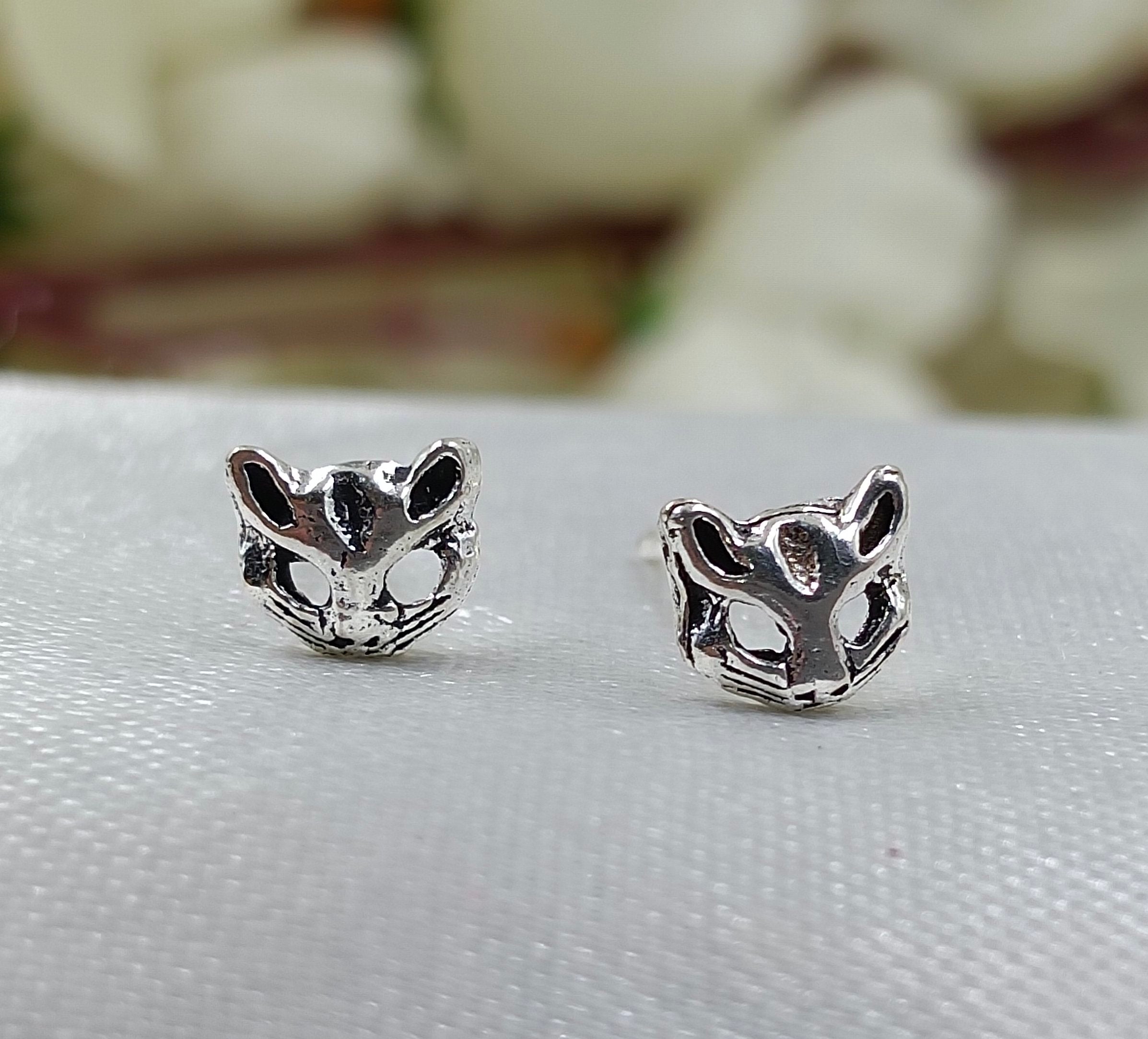 925 Sterling Silver Cat kitten Face Stud Earrings Cat Lover Gift Cat Face Dainty Earrings Minimalist Handmade Gift Studs with Pushback
