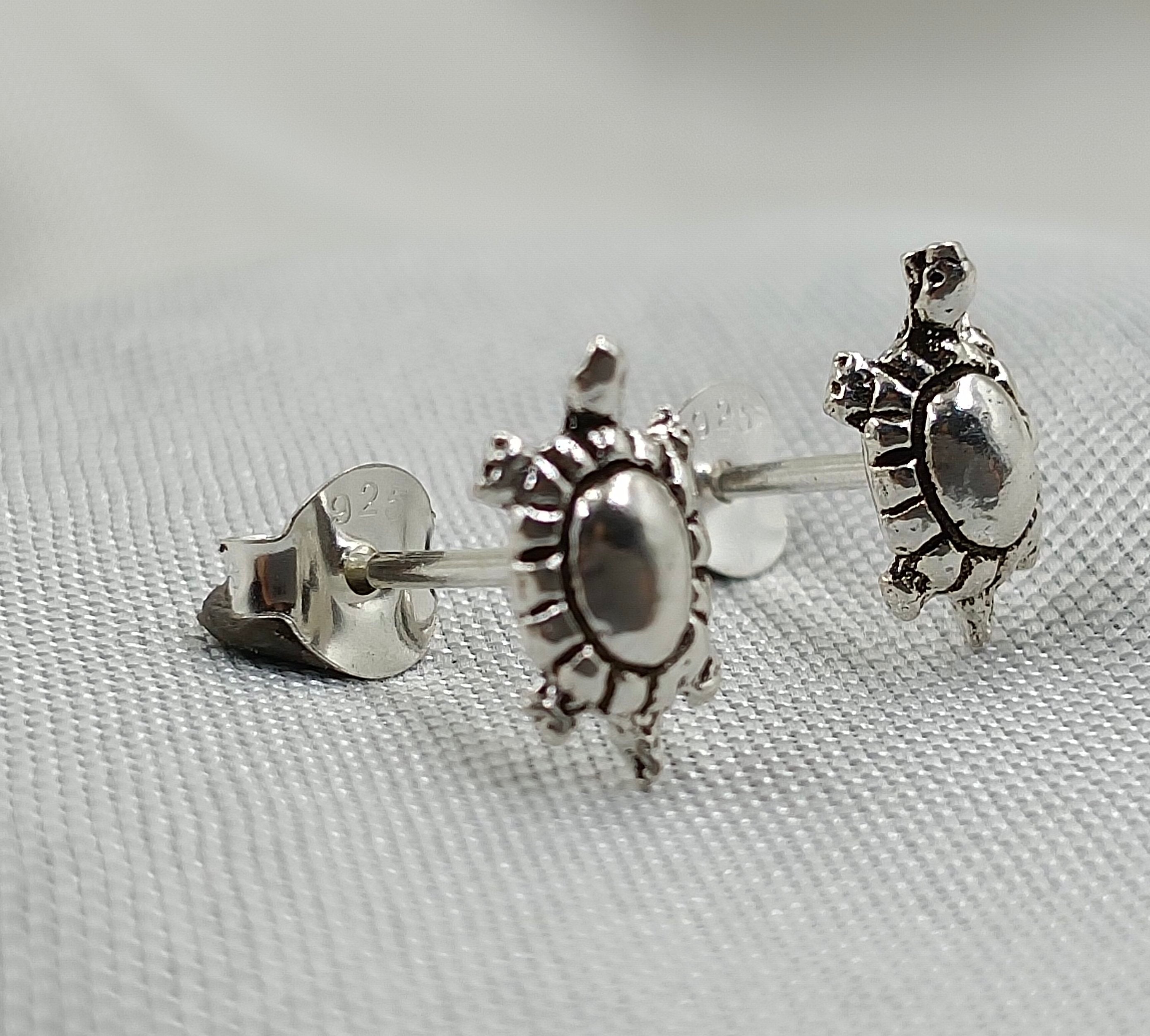 Sterling Silver 925 Tiny Turtle Earring Small Stud Tiny Turtle Tortoise Stud Earring Quirky Fun Studs Minimalist Handmade Gift Stud Pushback