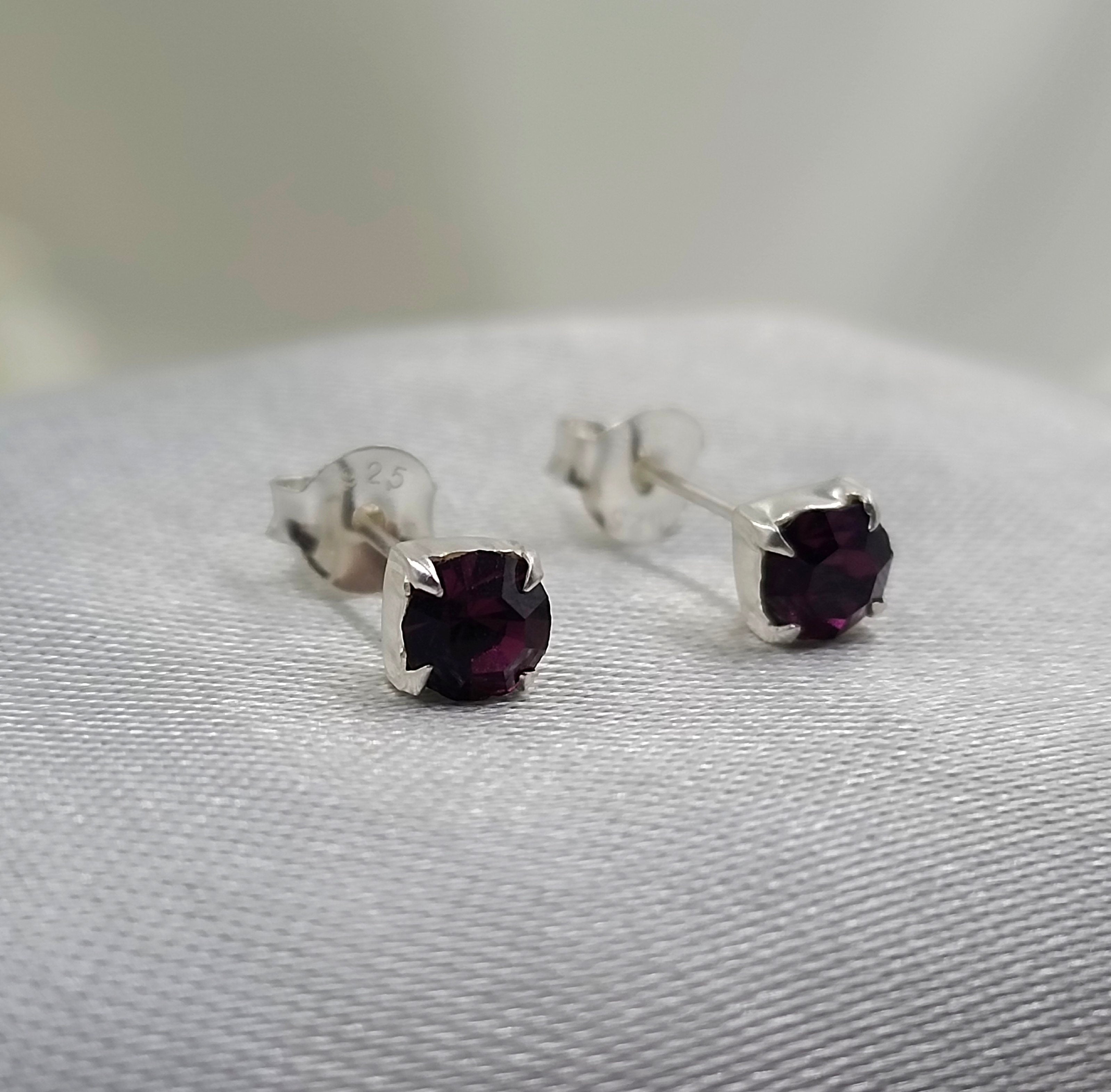 925 Sterling Silver February Birthstone Purple Amethyst Cubic Zirconia Stud Earrings Minimalist Handmade Birthday Gift Studs with Pushback
