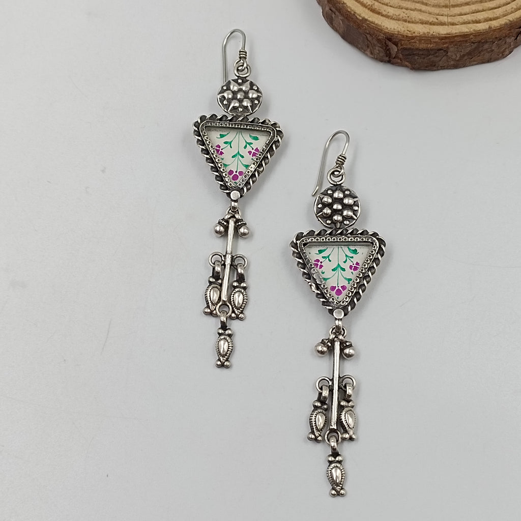 Art Deco Style Triangle Floral Print In Solid 925 Silver Earring
