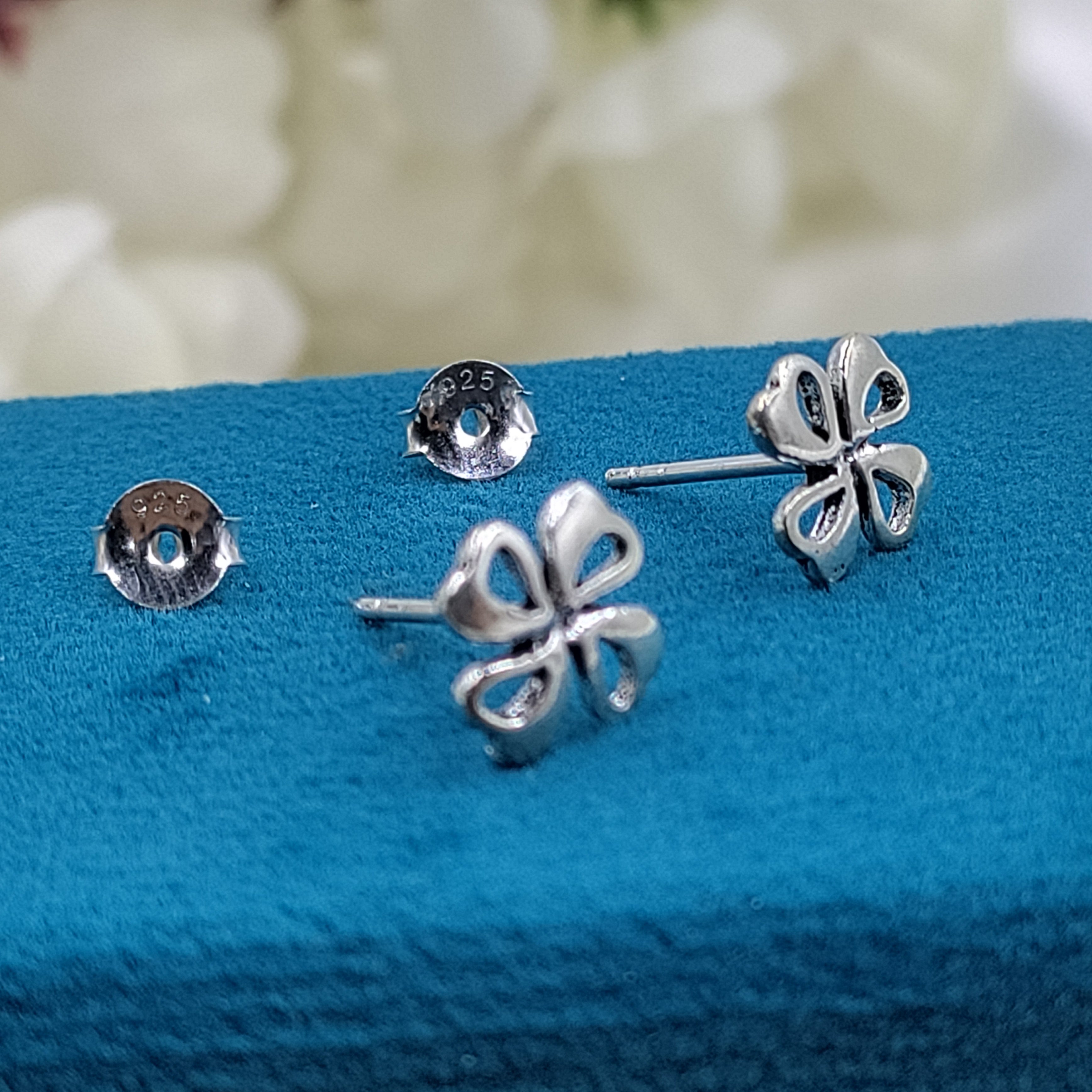 925 Sterling Silver Clover Stud Earring Lucky Charm Studs 4 Leaf Clover Studs Clover Stud Flower Floral Cute Handmade Gift Studs Pushback