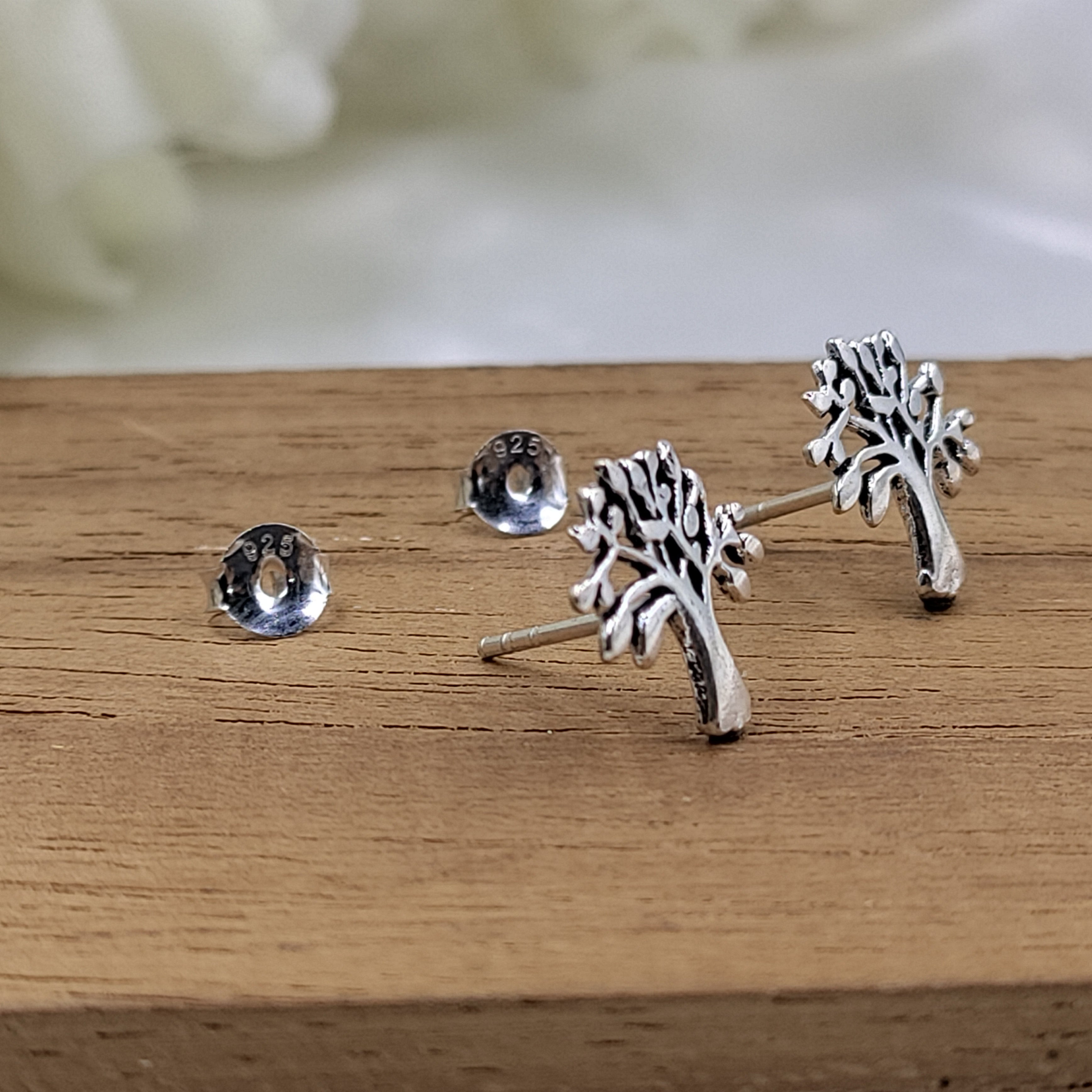 Tree of Life Stud Earring Tree Spirtual Jewelry Yoga Stud Earring Nature Dainty Lucky Charm Good Luck Earrings Handmade Gift Stud Pushback