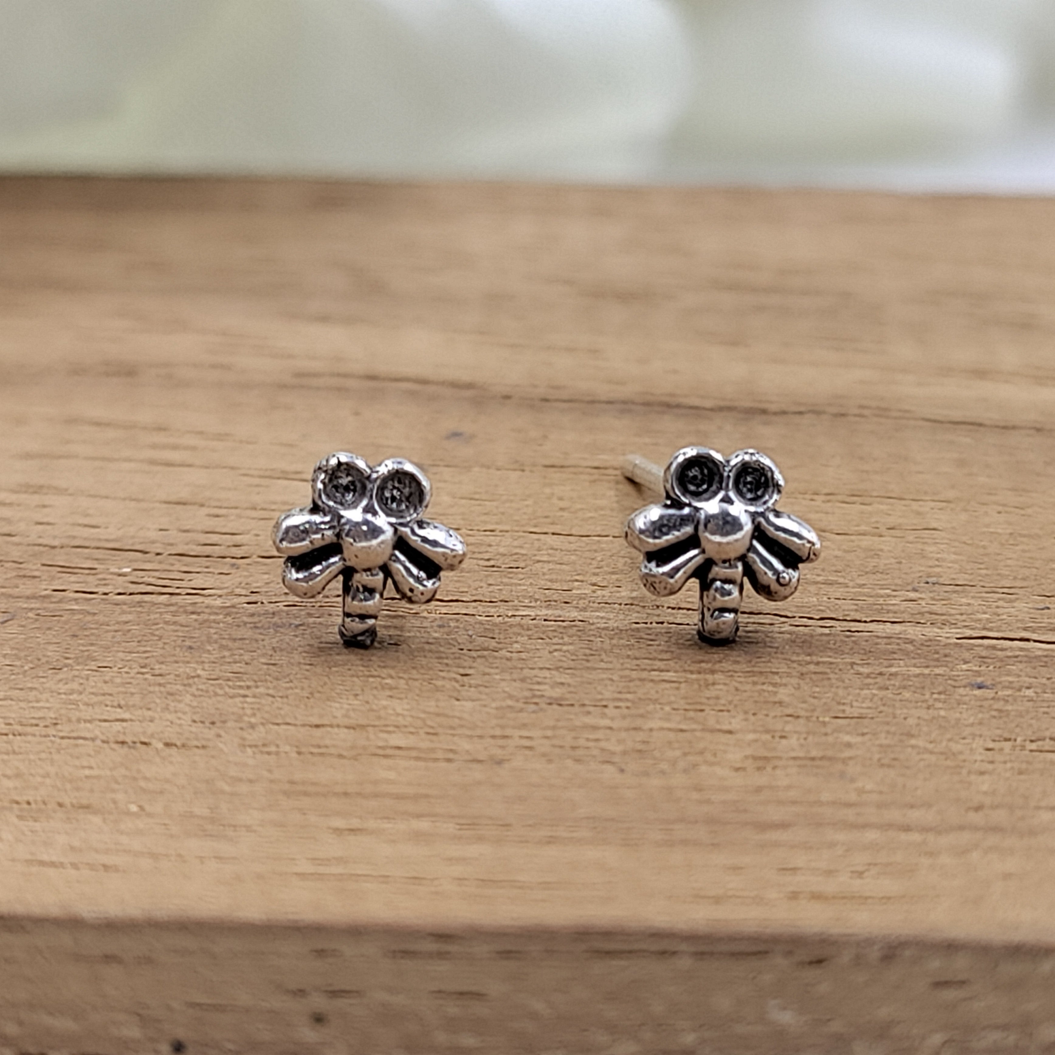 925 Silver Tiny Little Bee Stud Earrings Bee Jewelry Bee Lover Gift Insect Jewelry earring Handmade Gift for Baby Girl Stud with Pushback