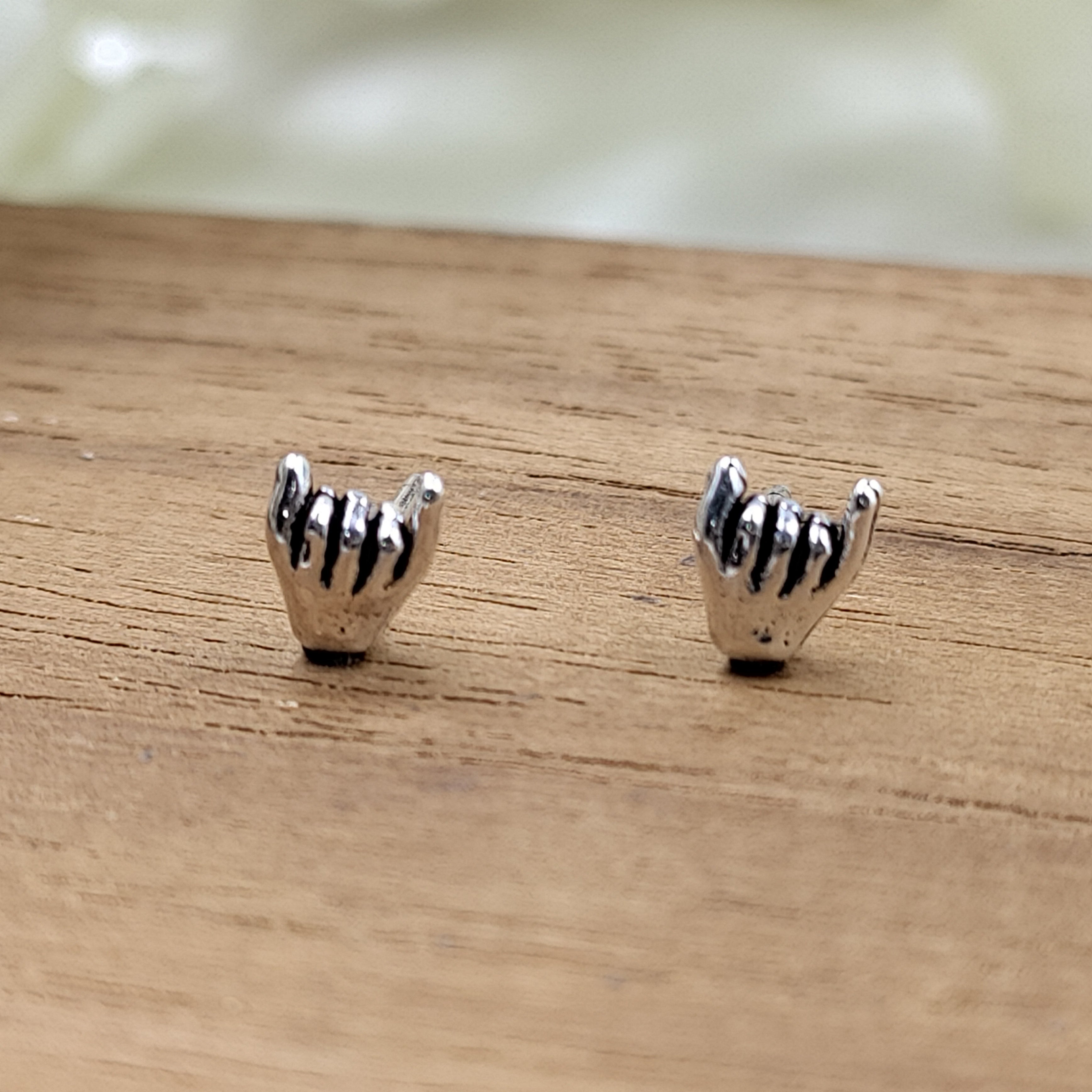 I Love You Sign Stud Earring Shaka Earring Hand Sign Jewelry Minimalist Handmade Gift For Girlfriend Boyfriend Stud Pushback 925 Sterling