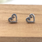 Cute Little Heart Outline Stud Heart Unisex Heart Shape Earring Stud Little Ear Stud Minimalist Handmade Stud Pushback Solid Silver 925