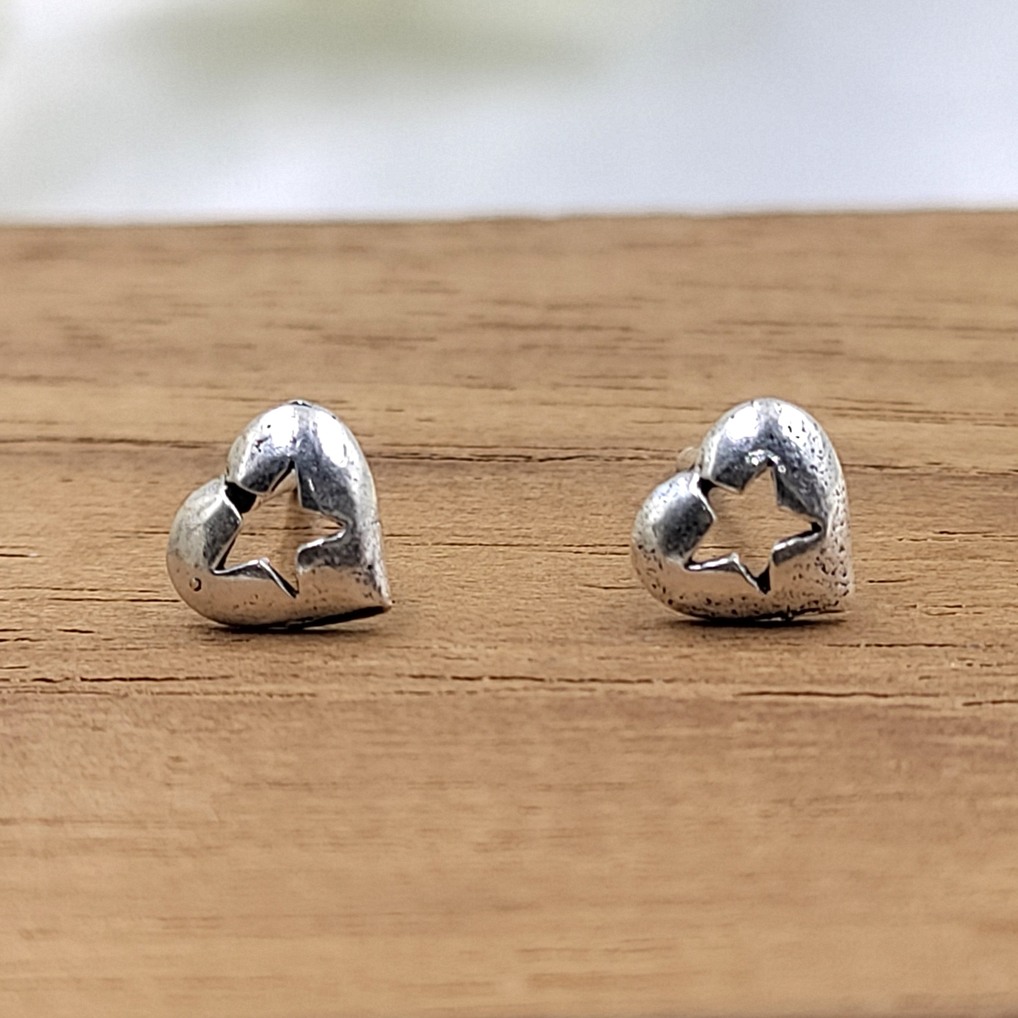 Star in the Heart Earring Heart Shaped Stud Earrings Romantic Girlfriend Gift Little Ear Stud Handmade Stud with Pushback 925 Solid Silver