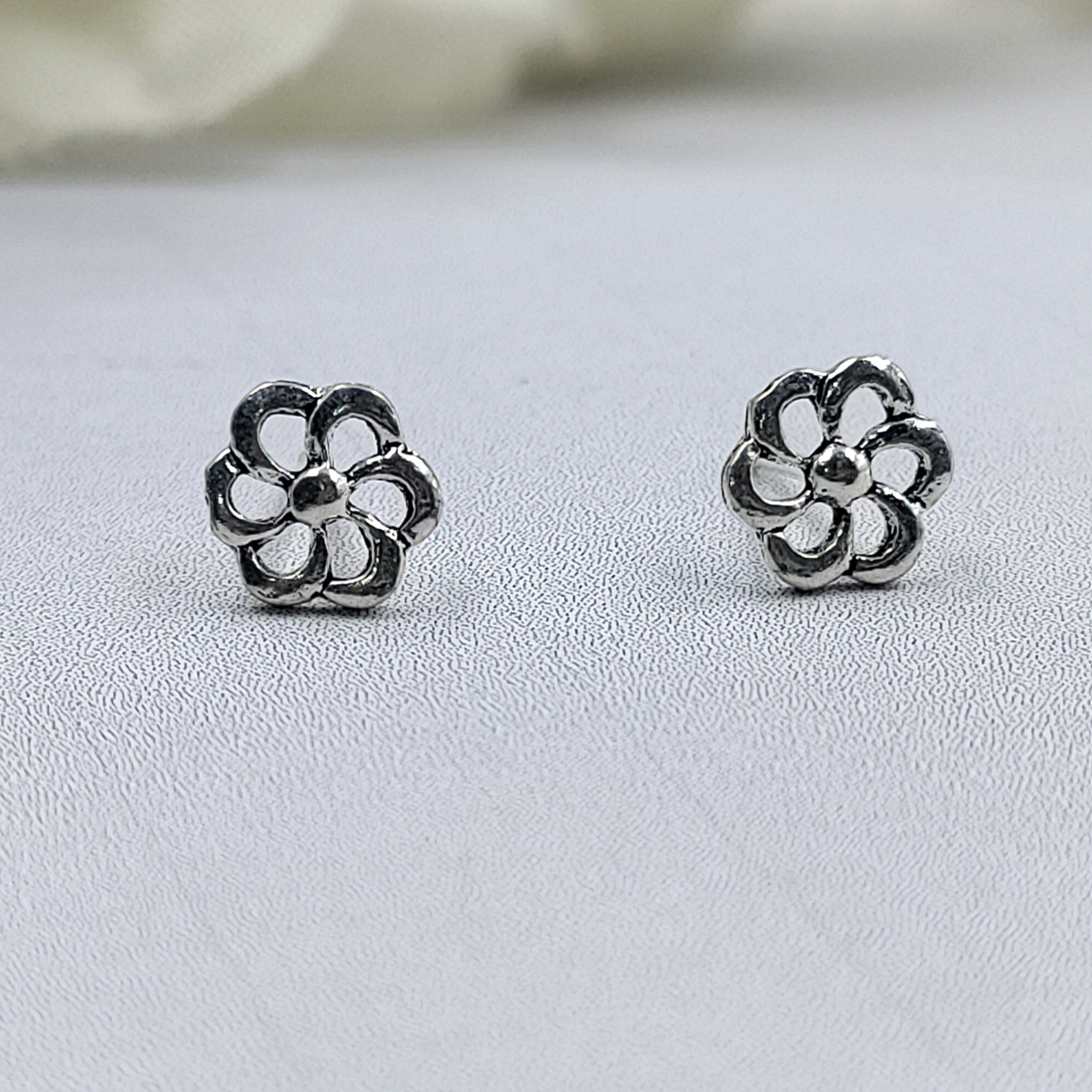 Solid SIlver Flower Stud Earrings Sparkling Flower Stud Post Floral Petal Studs Handmade Gift Stud Pushback Solid 925