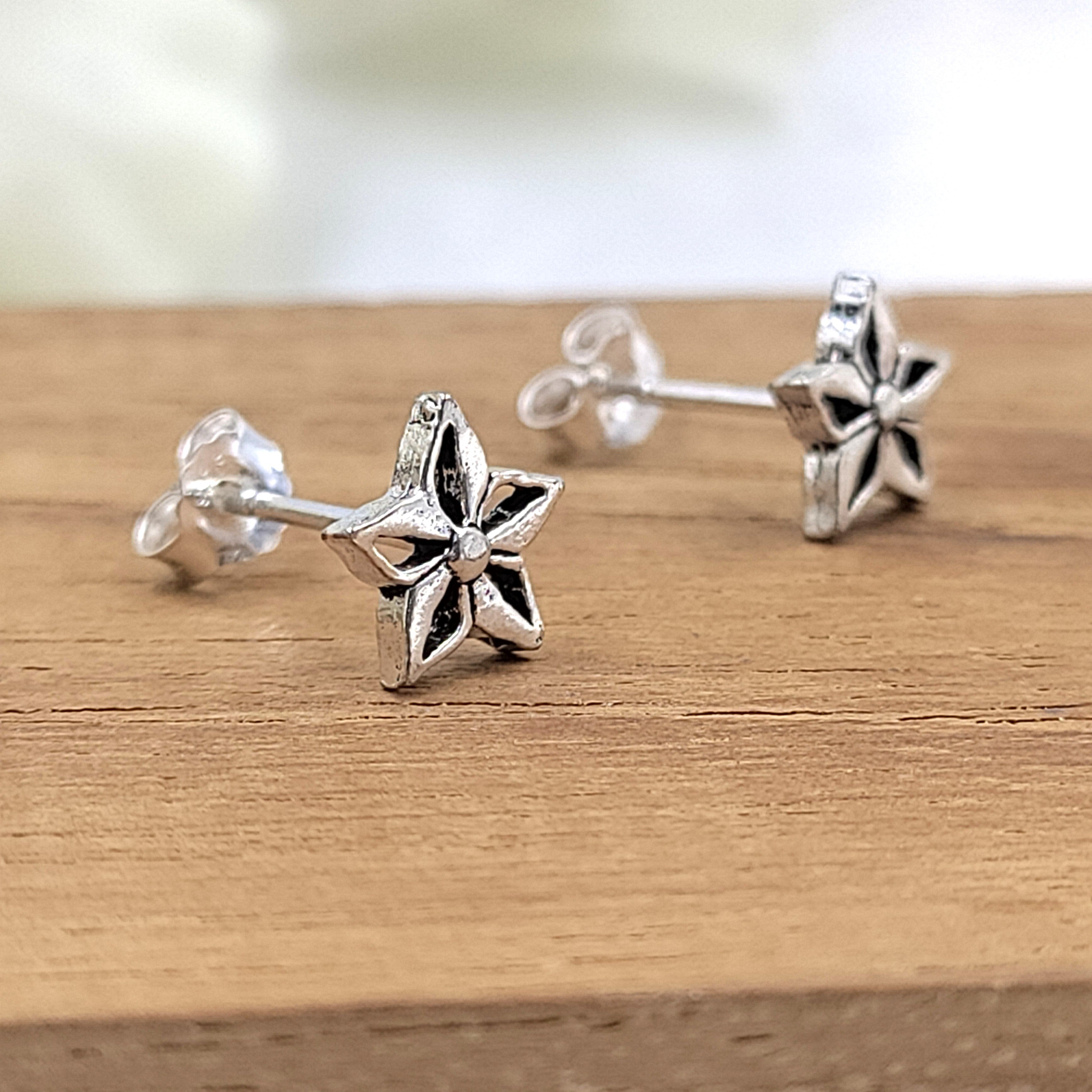 Solid SIlver Star shape Flower Stud Earrings Elegant Sparkling Flower Stud Post Floral Petal Studs Handmade Gift Stud Pushback Solid 925