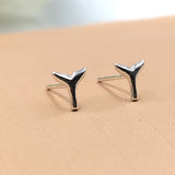 925 Sterling Silver Whale Fin Ear Studs Whale Tail Stud Earrings Ear Fin Surfer Diver Jewelry Minimalist Handmade Gift Studs with Pushback