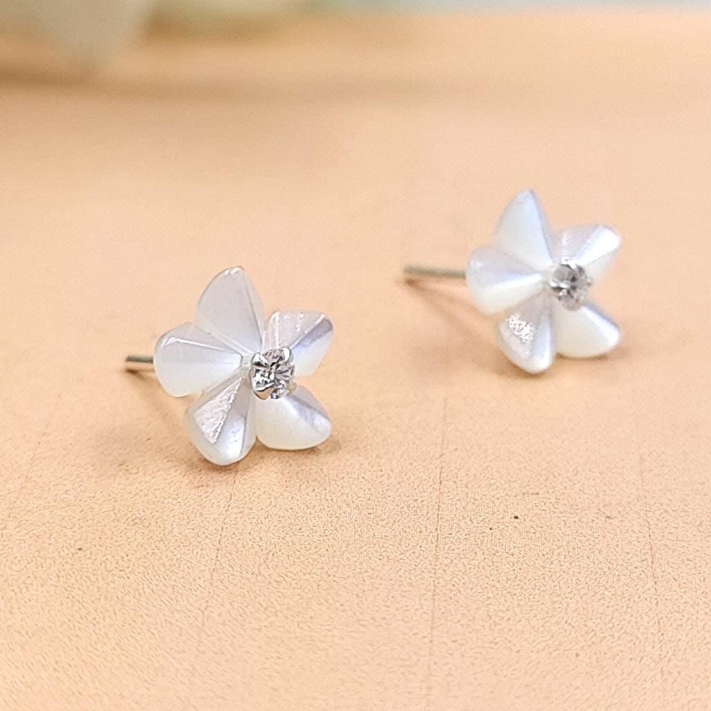 Silver White Stud Earring Cubic Ziriconia Flower Stud Post bridesmaid Floral Earring Handcrafted Gift Stud Pushback Solid 925 Cute Gift