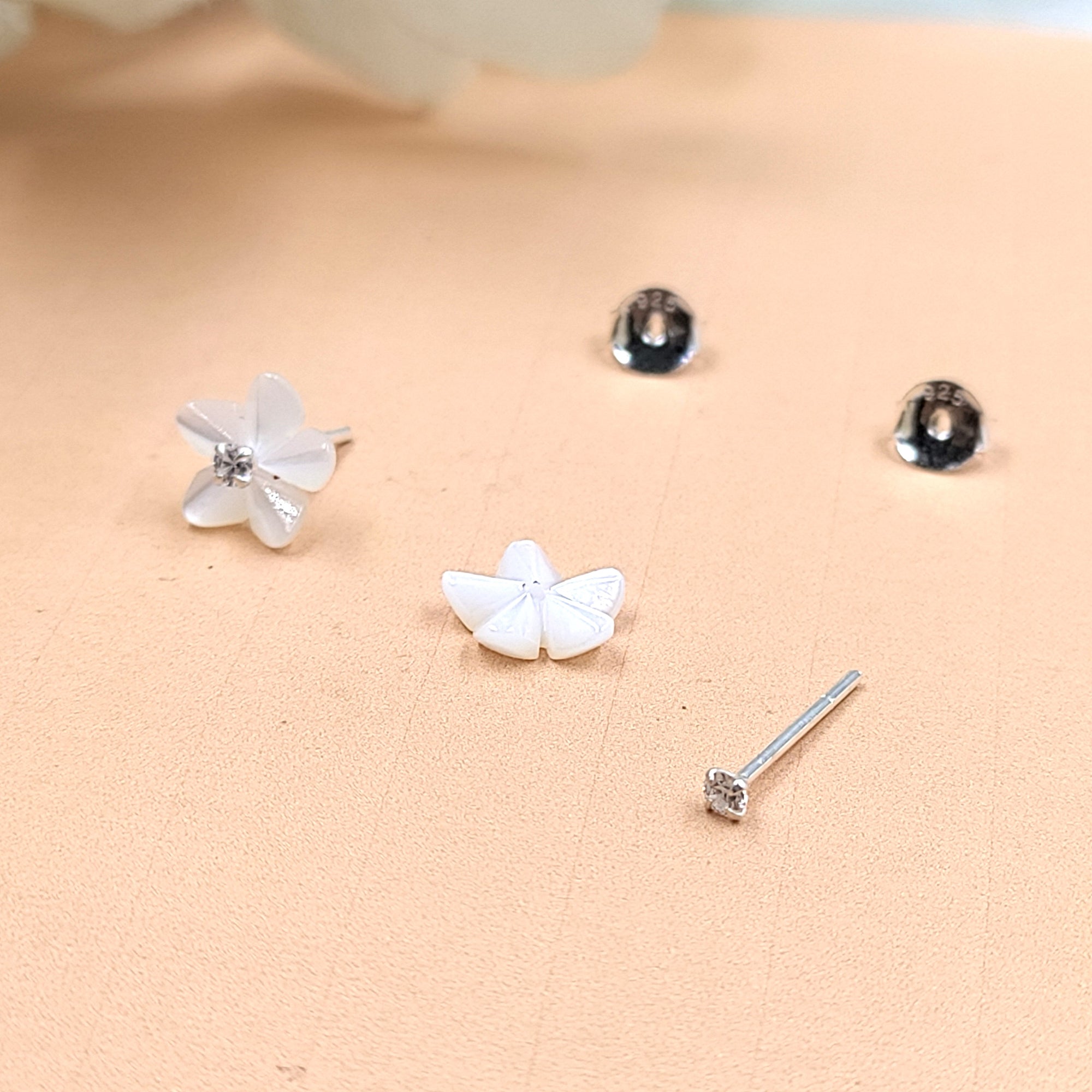 Silver White Stud Earring Cubic Ziriconia Flower Stud Post bridesmaid Floral Earring Handcrafted Gift Stud Pushback Solid 925 Cute Gift