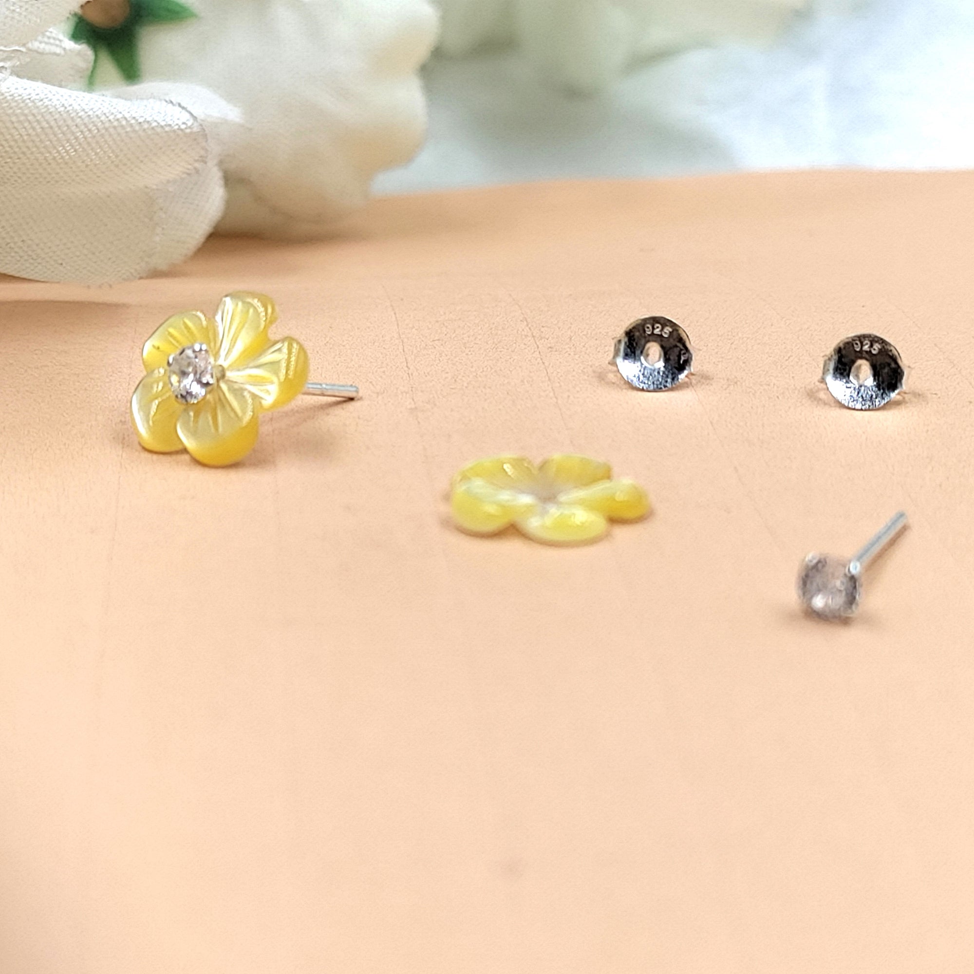 Silver Cute Flower Earring CZ Solitaire Stud Post Pretty Floral Earring Handmade Gift Stud Pushback Solid 925 Cute Gift for Grandmother