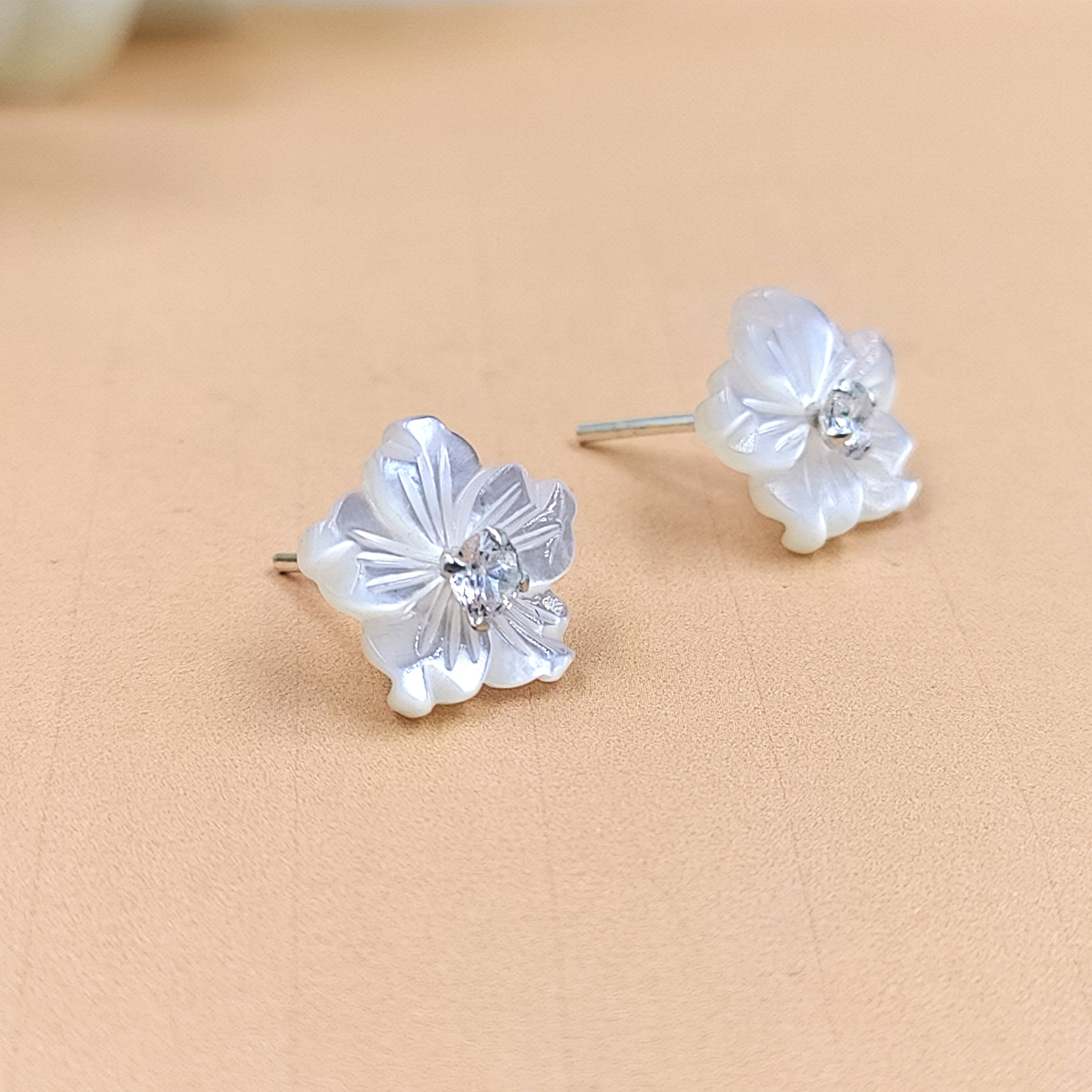Silver Floral Stud Earring Flower Stud Post Blossom Floral Earring Handcrafted Gift Stud Pushback Solid 925 Cute Gift for Girl Daughter Wife