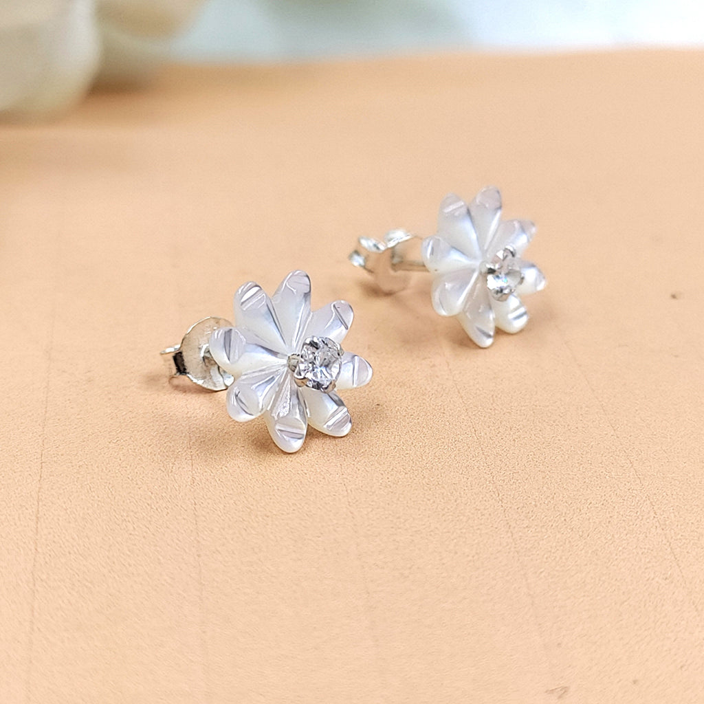 925 Silver White Stud Earring Cubic Ziriconia Flower Stud Floral Earring Handcrafted Gift Stud with Pushback Cute Present for girlfriend