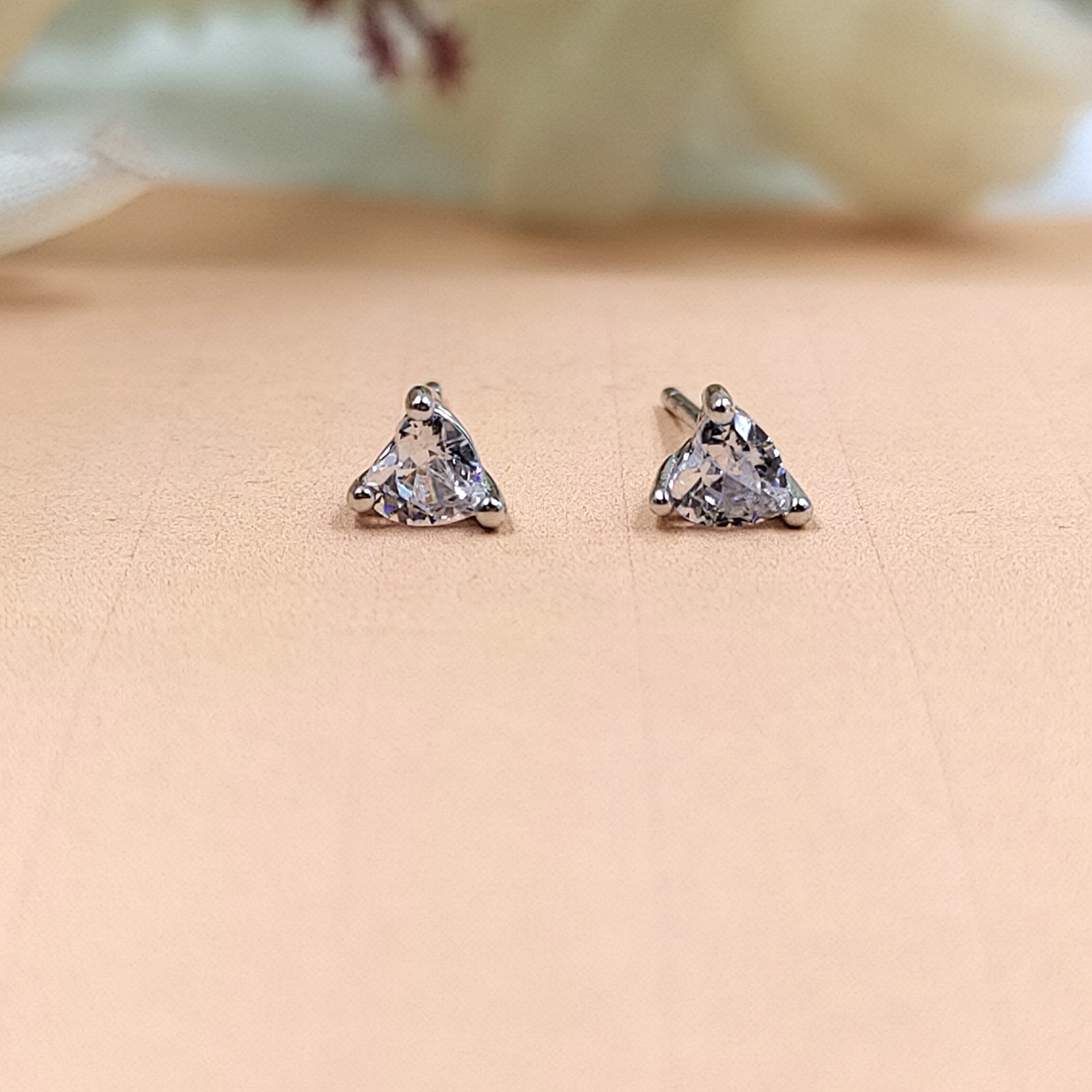 Heart Cut Diamond CZ 4 MM Stud Earring Soliatire Stud Minimalist Handmade Stud with Pushback 925 Silver Gift for Girlfriend Valentine
