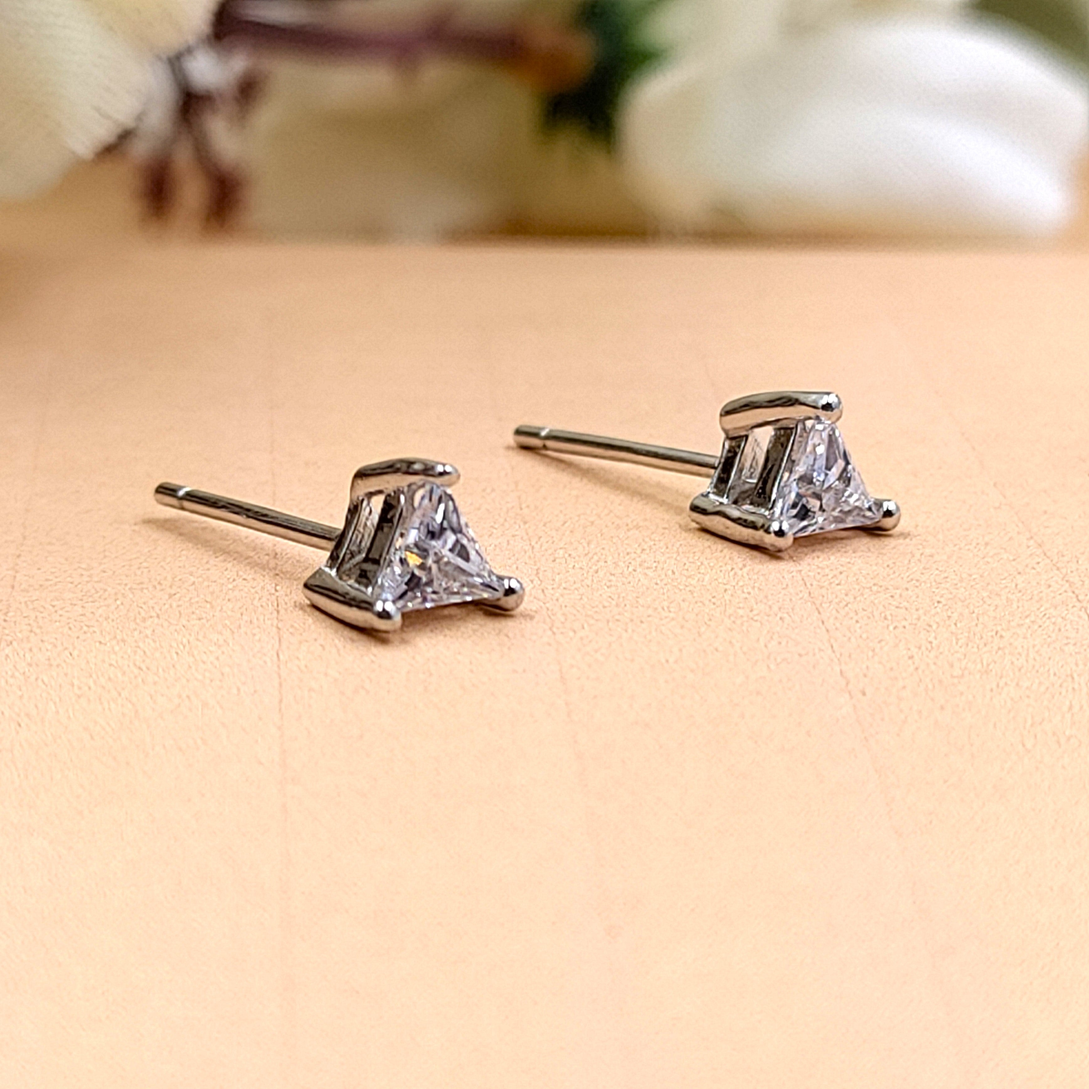 Solitaire Stud Earring Cute Diamond 4 MM CZ Stud Triangle Minimalist Handmade Stud with Pushback 925 Silver Gift for lover Girlfriend