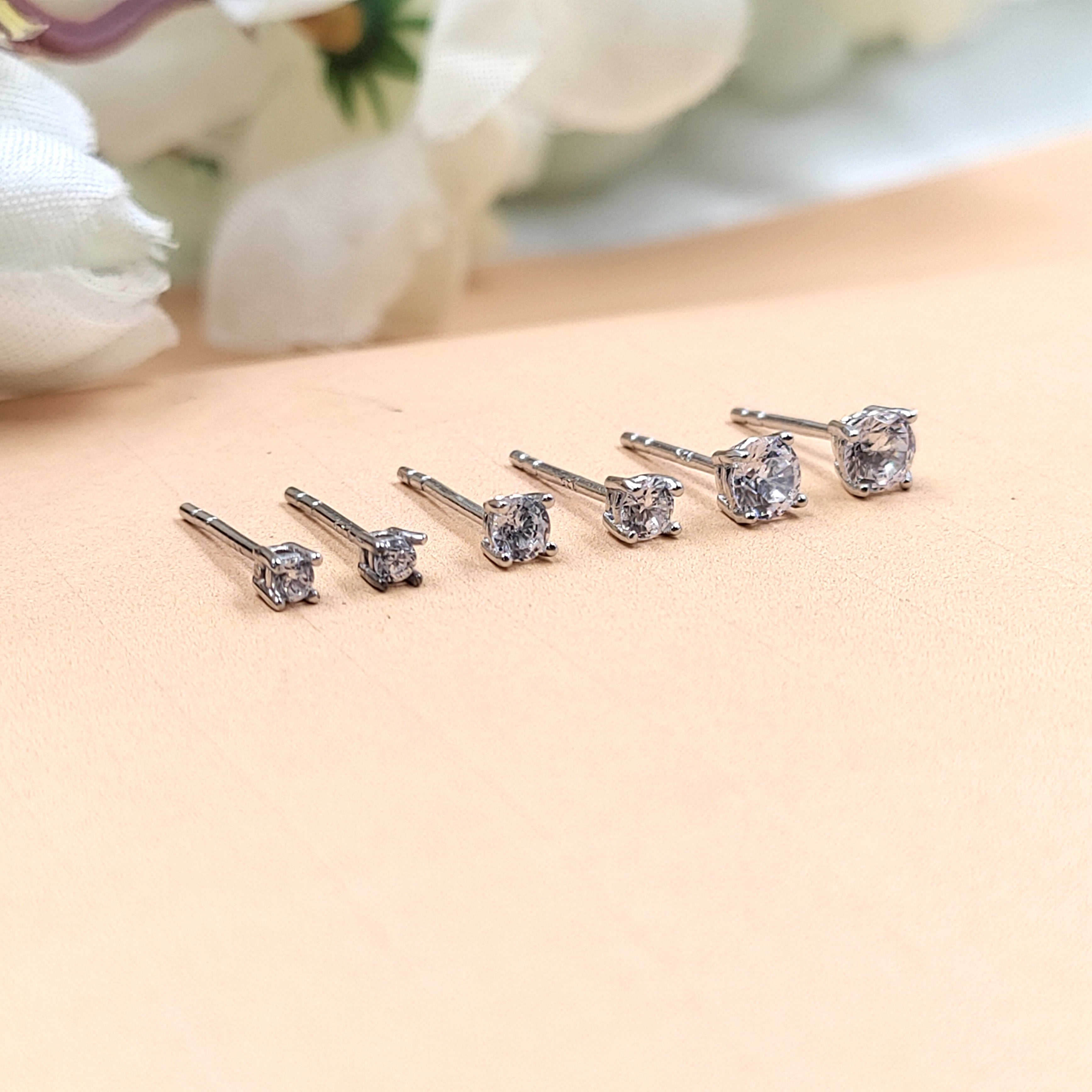 Solitaire Stud Earring Round Diamond Cubic Zirconia Stud Earrings Minimalist Handmade Gift Studs with Pushback 925 Silver