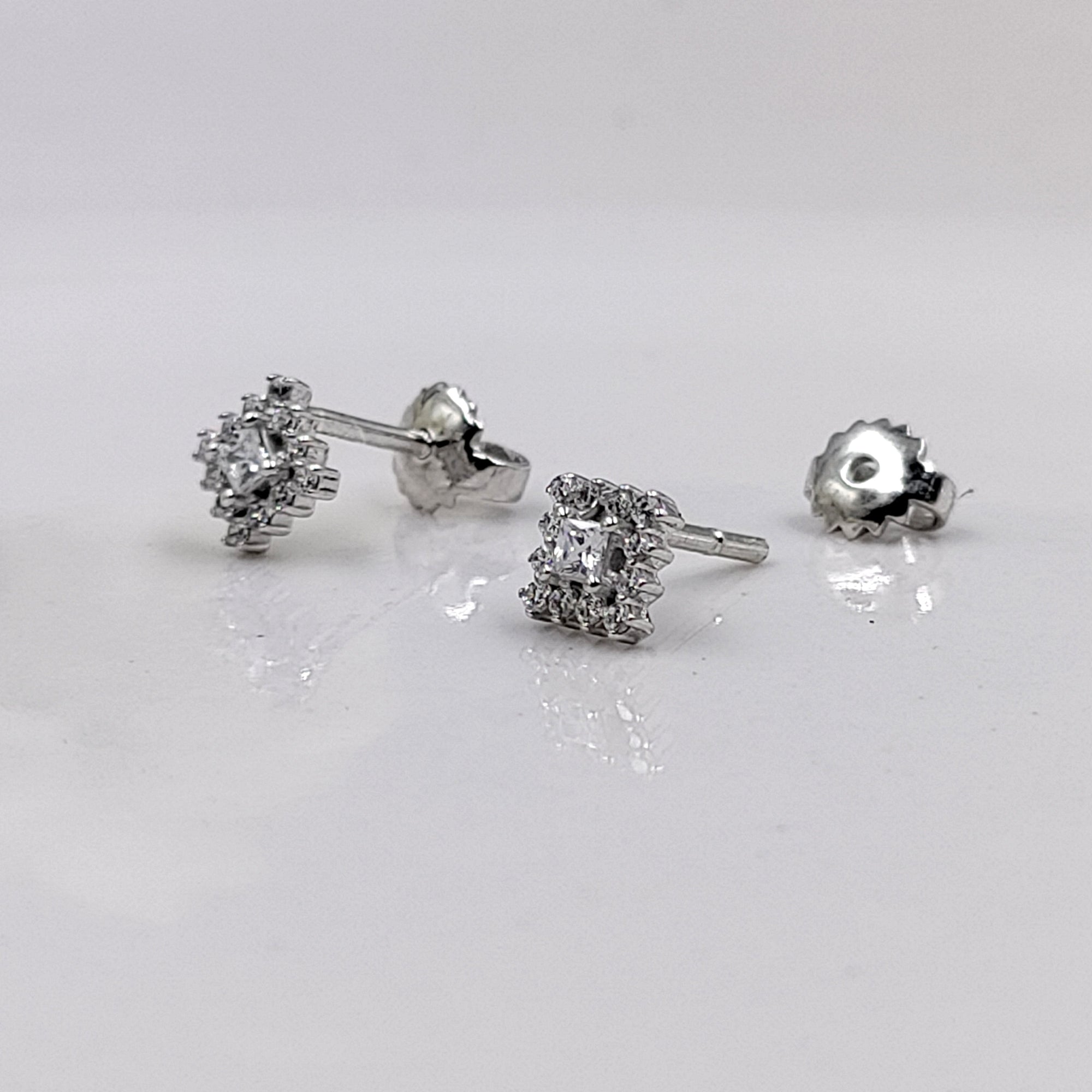 925 Sterling Silver Dainty Beautifull Square Cubic Zirconia Stud Earrings Minimalist Daimond Handmade Cute Gift Studs with Push back