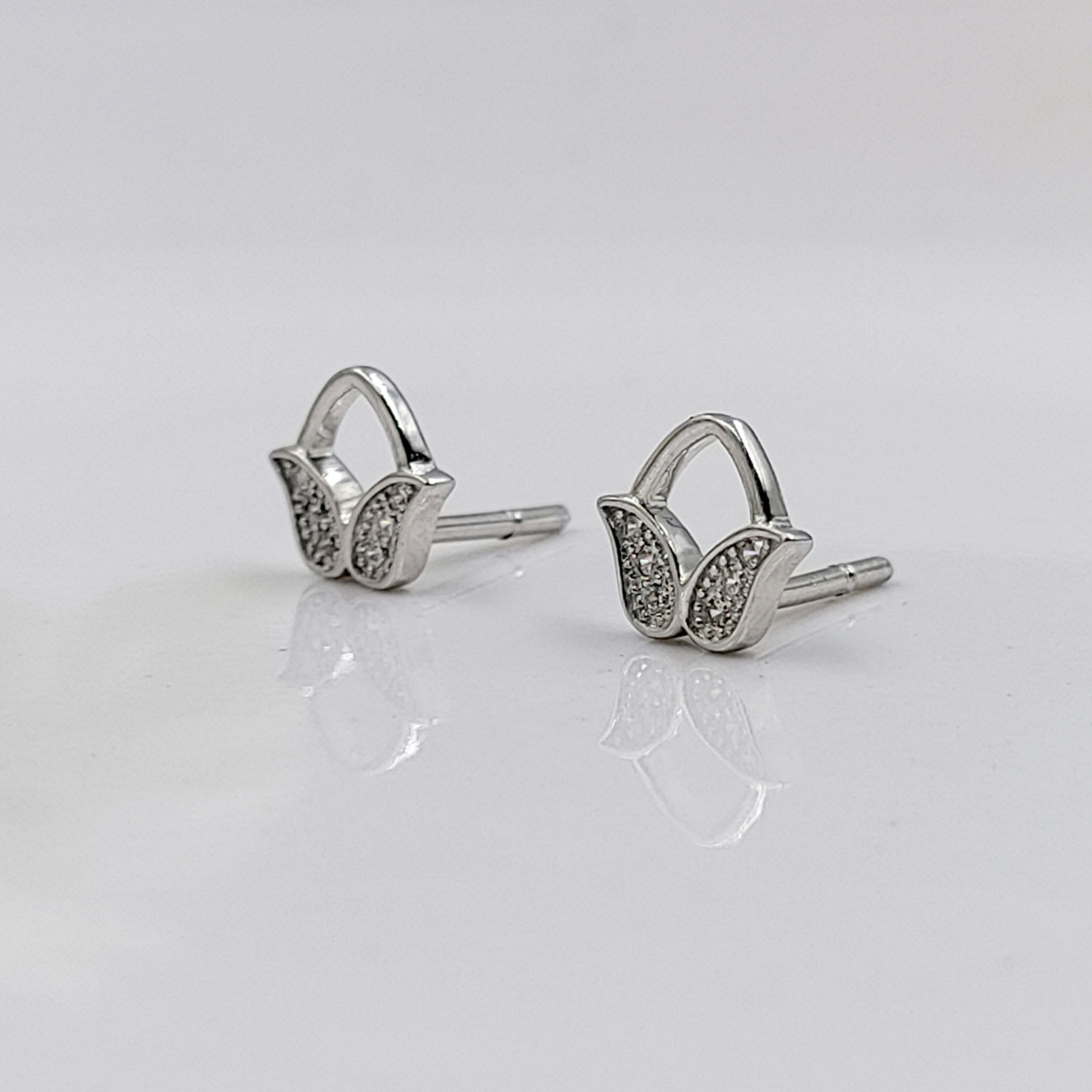 925 Sterling Silver Dainty Beautifull Flower Petal Cubic Zirconia Stud Earrings Minimalist Daimond Handmade Cute Gift Studs with Push back
