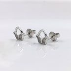 925 Sterling Silver Dainty Beautifull Flower Petal Cubic Zirconia Stud Earrings Minimalist Daimond Handmade Cute Gift Studs with Push back