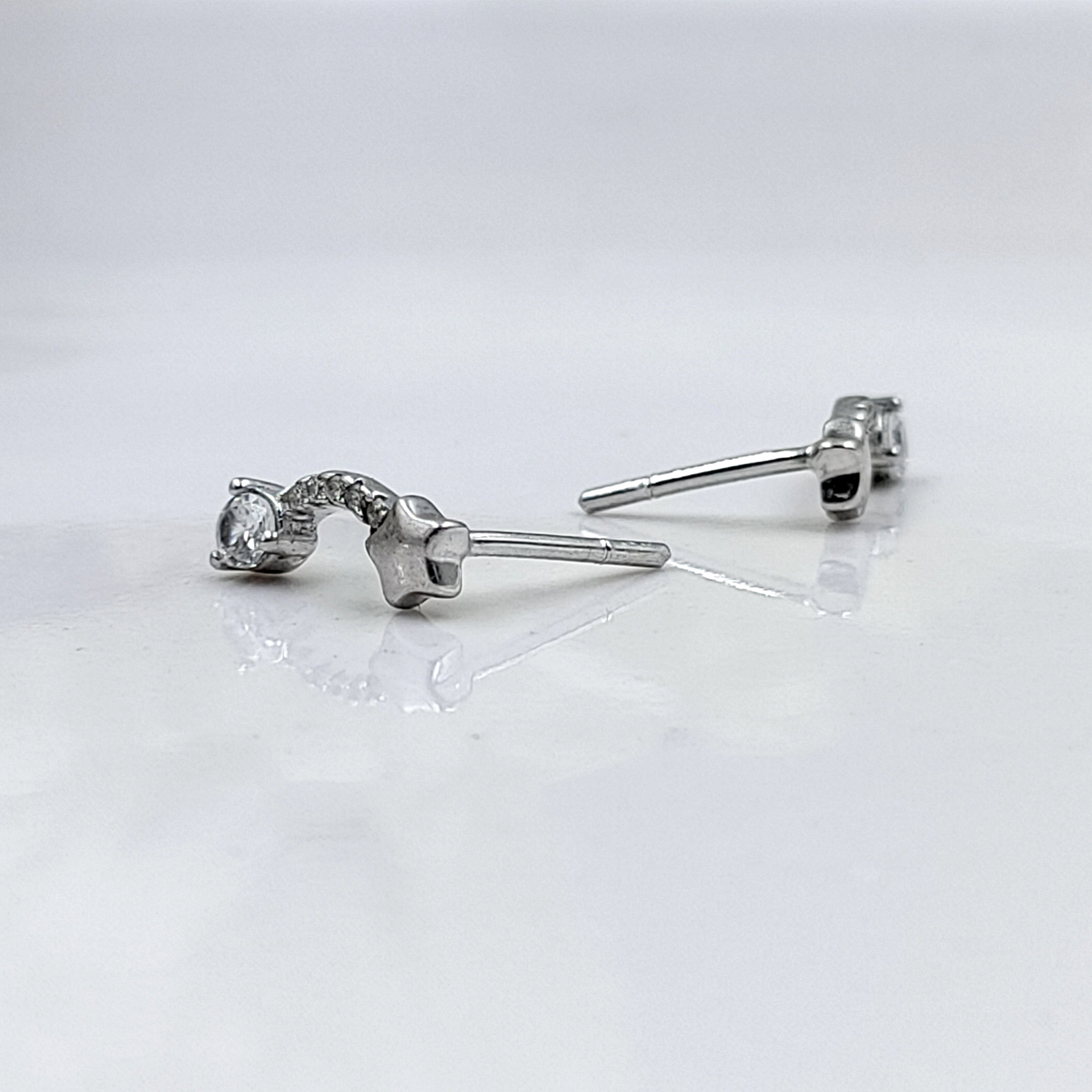 925 Sterling Silver Sparkle Star Studs Earrings CZ Diamonds Starburst Stud Minimalist Handmade Studs with Push back