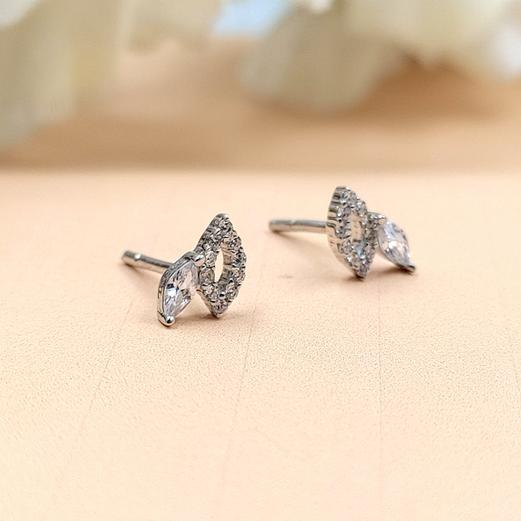 925 Sterling Silver Beautiful Petal Shape Stud Earrings Cute Wedding Bridesmaid Stud Earring CZ