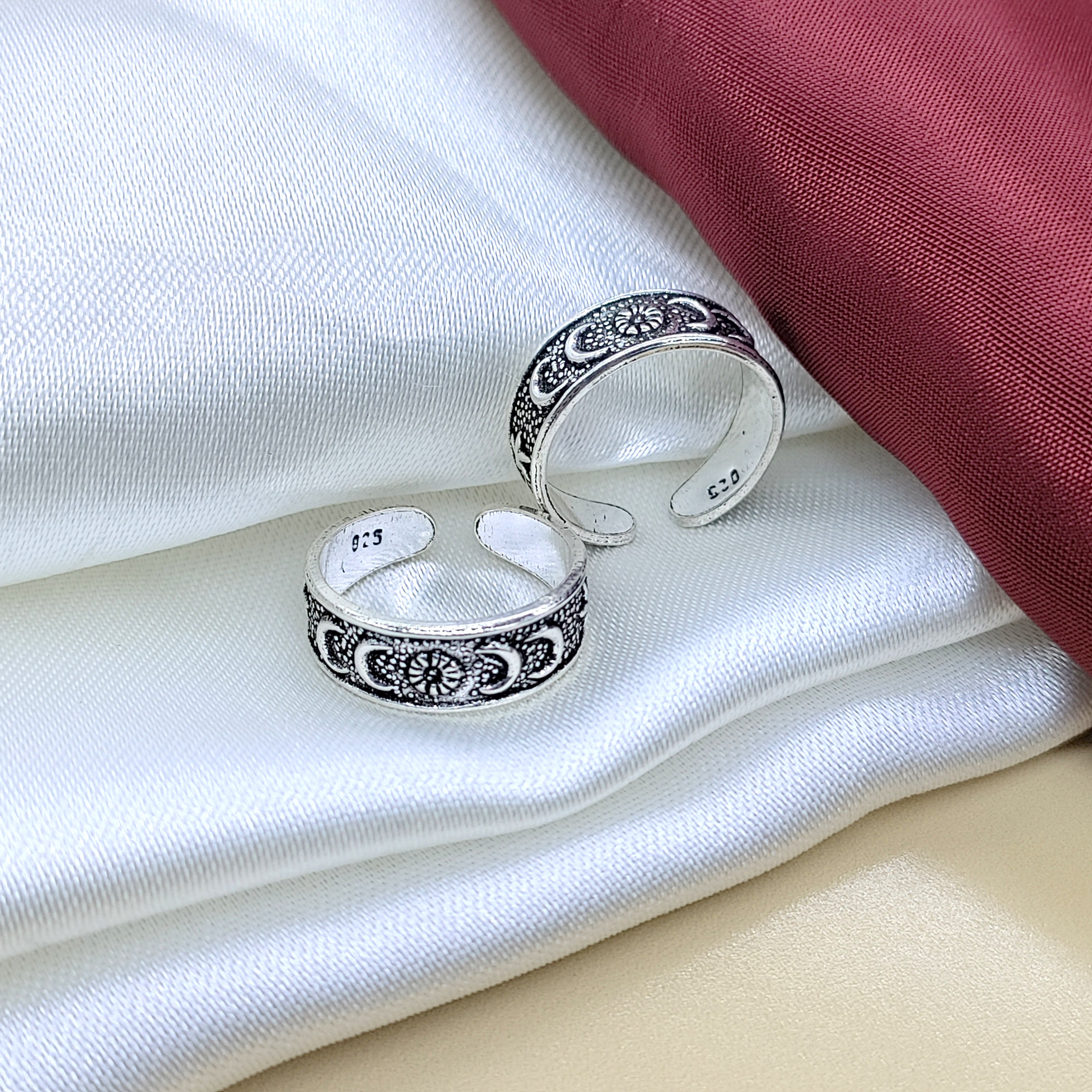 925 Silver Star and Moon Design Toe Ring Set Oxidised Adjustable Toe Ring for Women