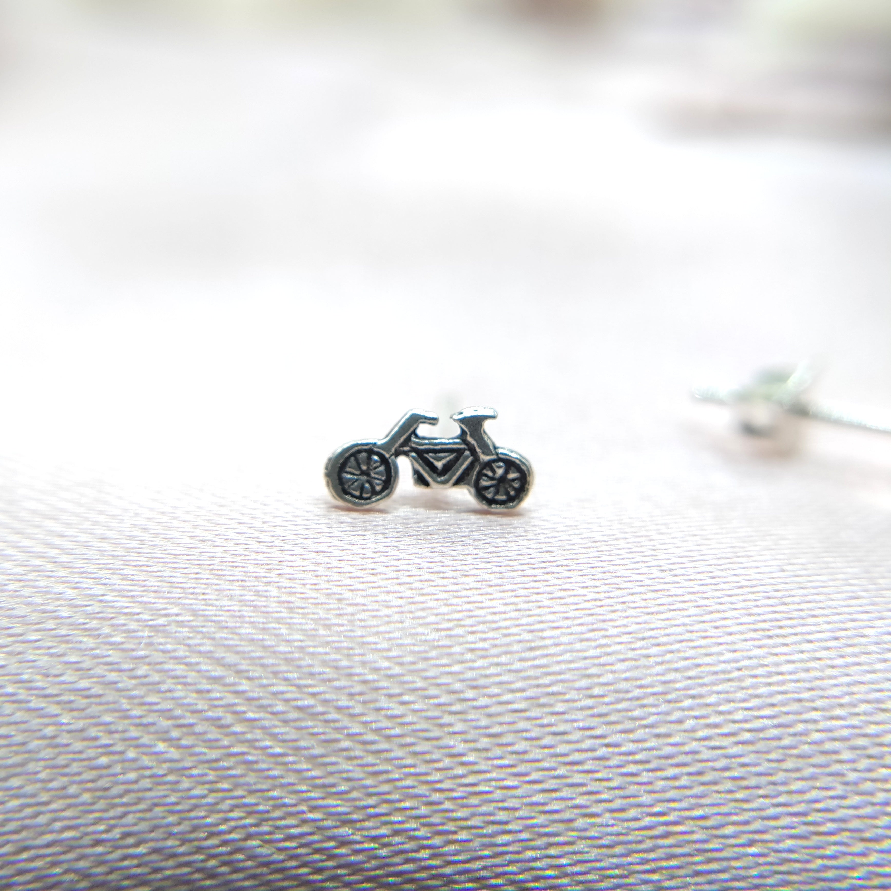 Small Bicycle Stud Earring Kids Children Stud Earring Handmade Gift Motorcycle Stud with Pushback 925 Sterling Silver Cute Gift Sports Lover