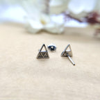 Sterling Silver 925 Pyramid Triangle Studs Earrings Every Day Wear Unisex CZ