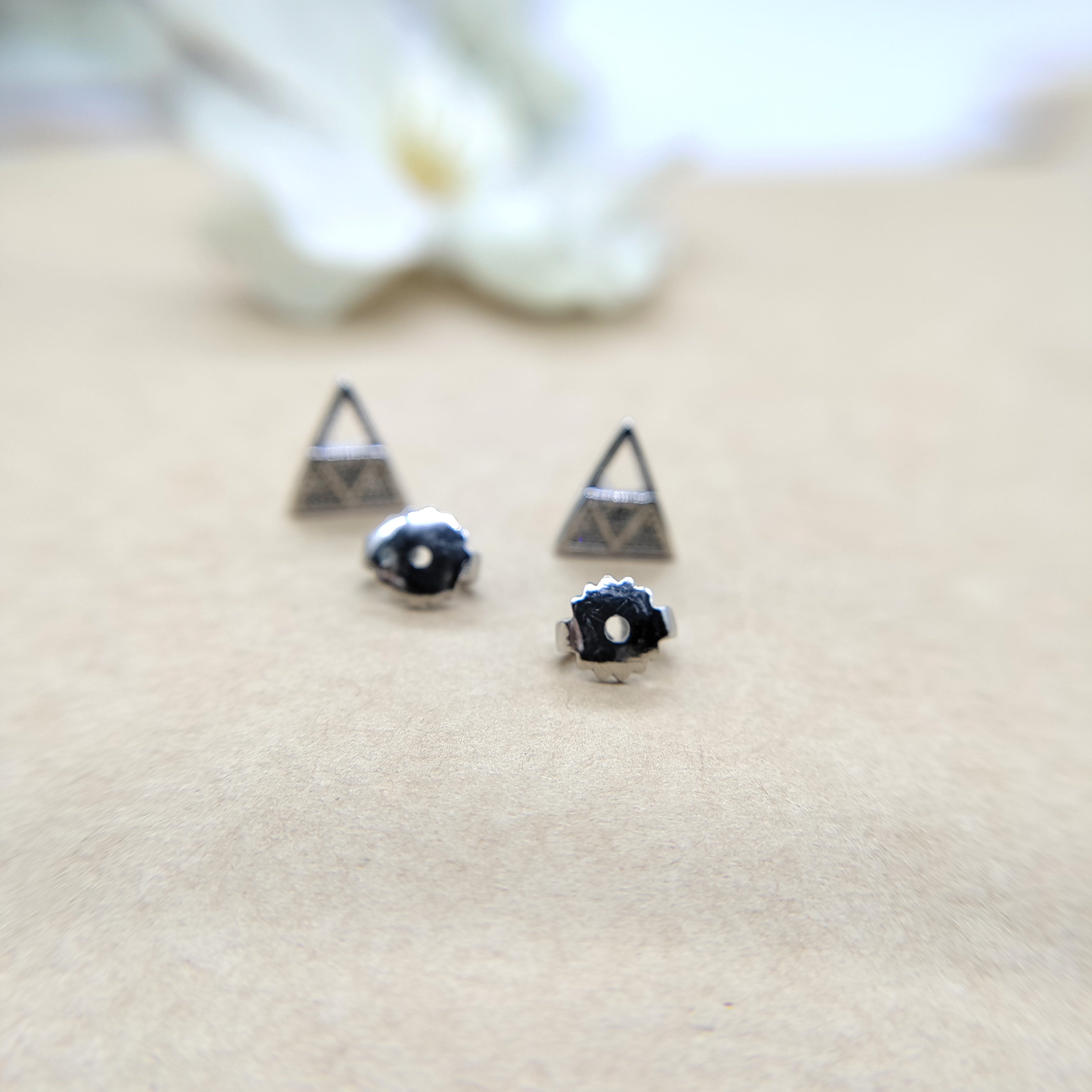 Sterling Silver 925 Pyramid Triangle Studs Earrings Every Day Wear Unisex CZ
