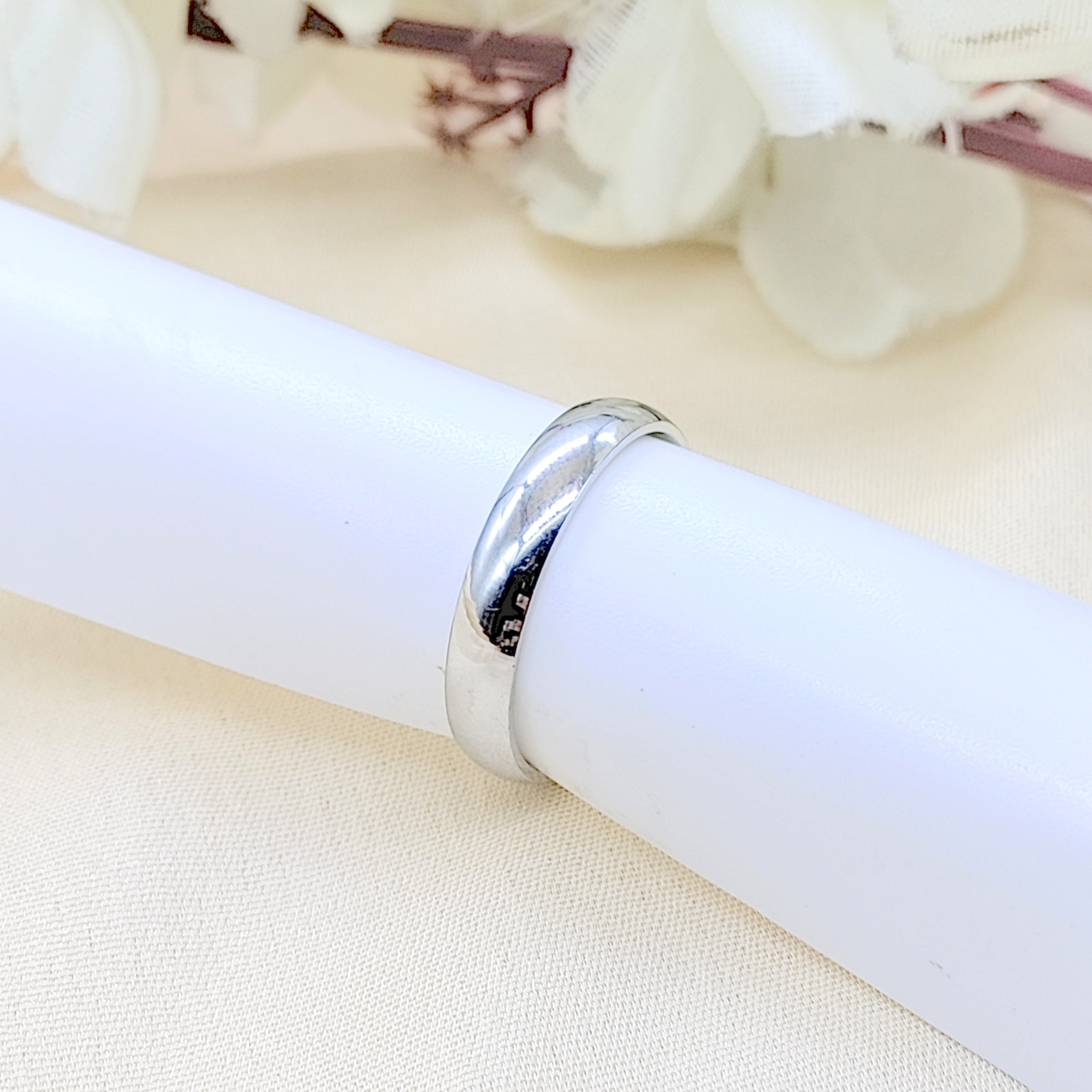 Classic Plain Band Beautifull Unisex Ring Birthday Gift(Size 12)