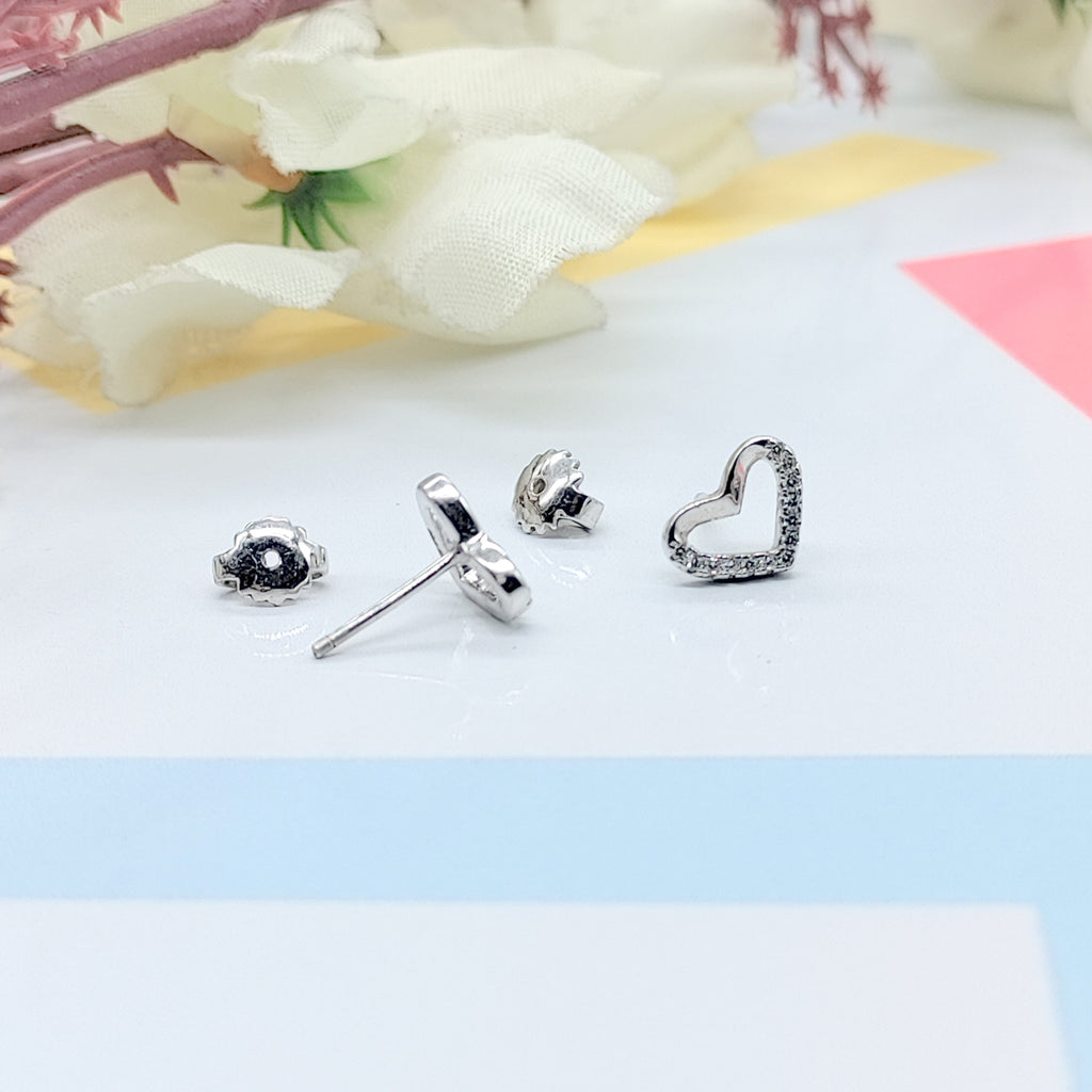 Sterling Silver 925 Beautiful Heart Shape Studs Earrings CZ Diamonds Minimalist Handmade Cute Gift Studs with Push back Gift for Anniversary