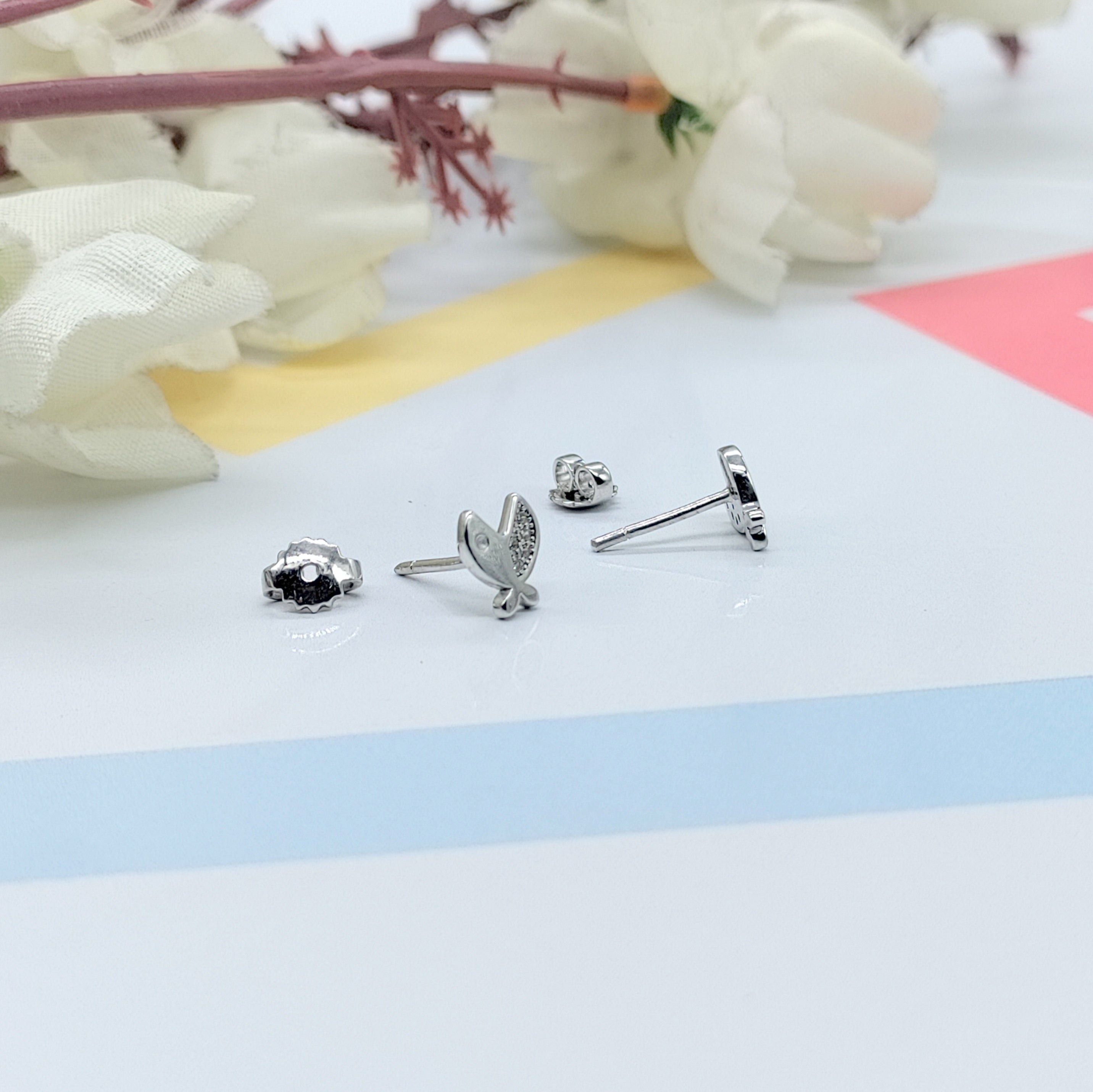 925 Sterling Silver Funky Fish with Open Mouth Earrings CZ Diamonds