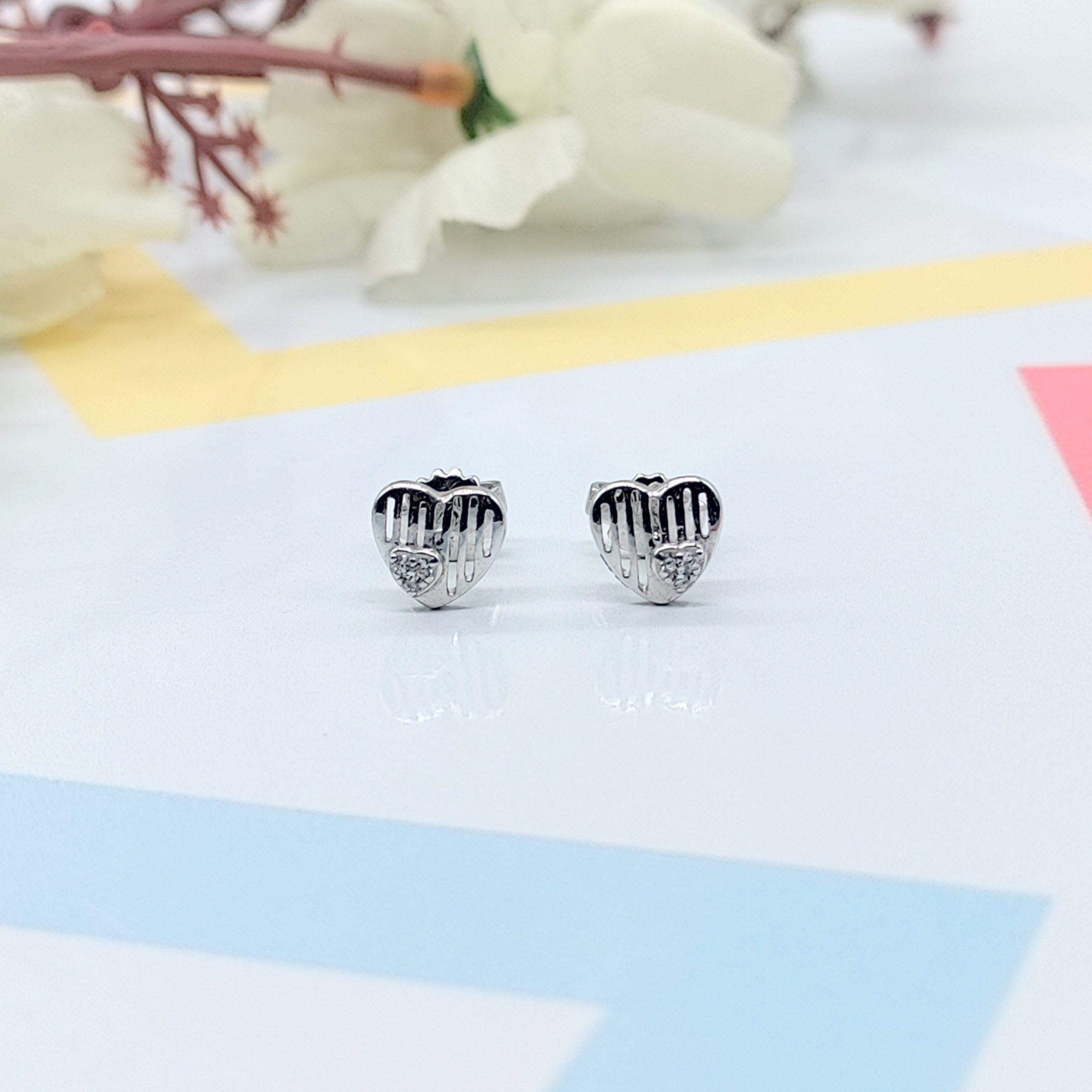 925 Sterling Silver Dainty Little Heart Stud Earrings Cubic Zirconia Minimalist Handmade Cute Bridesmaid Gift Studs with Push back