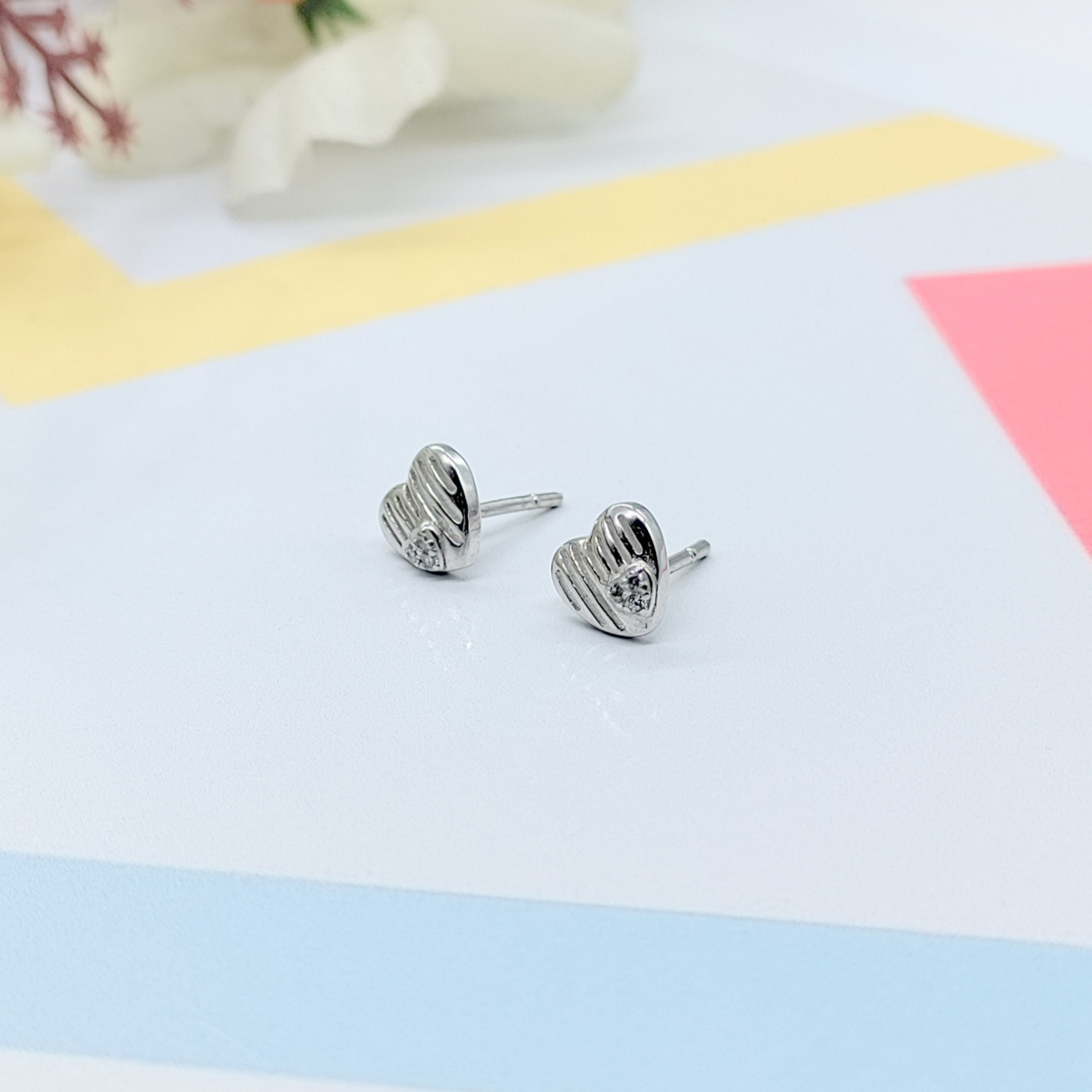 925 Sterling Silver Dainty Little Heart Stud Earrings Cubic Zirconia Minimalist Handmade Cute Bridesmaid Gift Studs with Push back