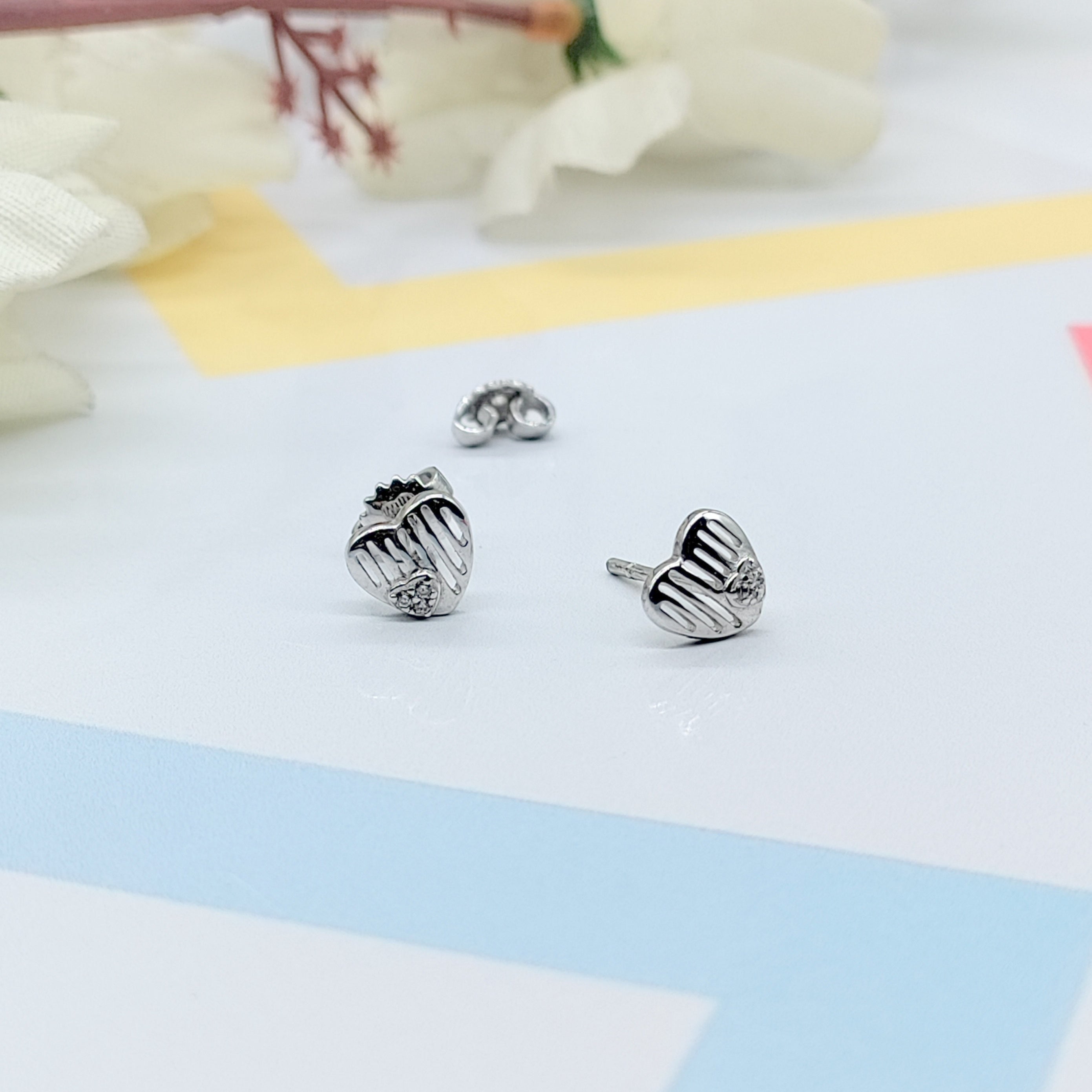 925 Sterling Silver Dainty Little Heart Stud Earrings Cubic Zirconia Minimalist Handmade Cute Bridesmaid Gift Studs with Push back
