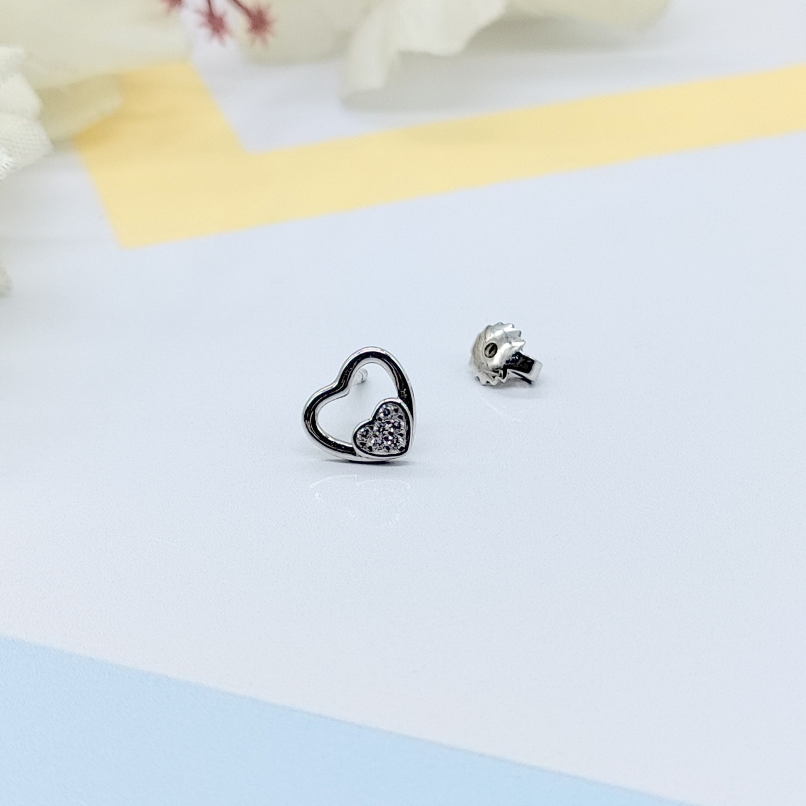 925 Sterling Silver Unique Dainty Tiny Heart Stud Earrings Cubic Zirconia Minimalist Handmade Cute Bridesmaid Gift Studs with Push back