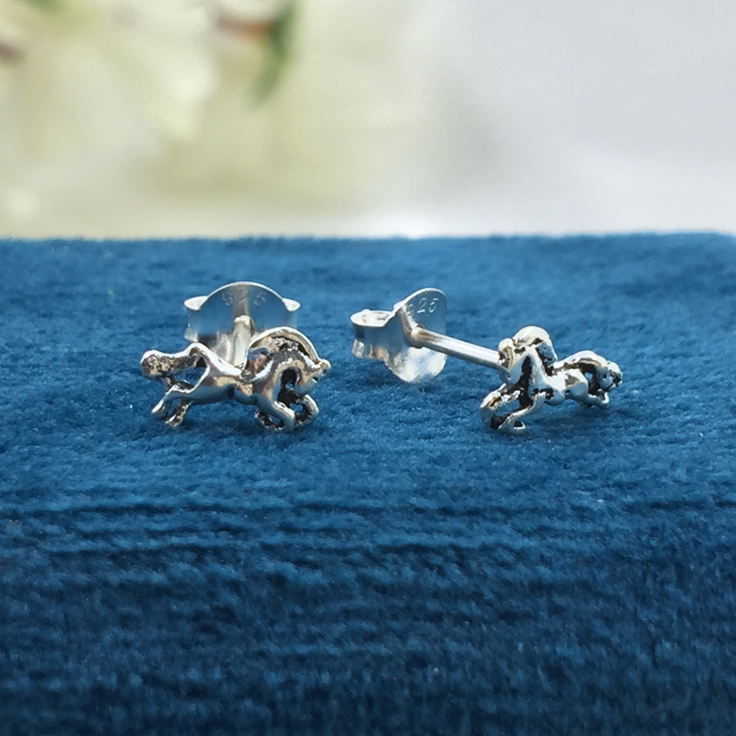 925 Sterling silver Animal Stud Earring Horse Hawaiian Vintage Horse Unicorn Earrings Cute Minimalist Handmade Gift Stud with Pushback