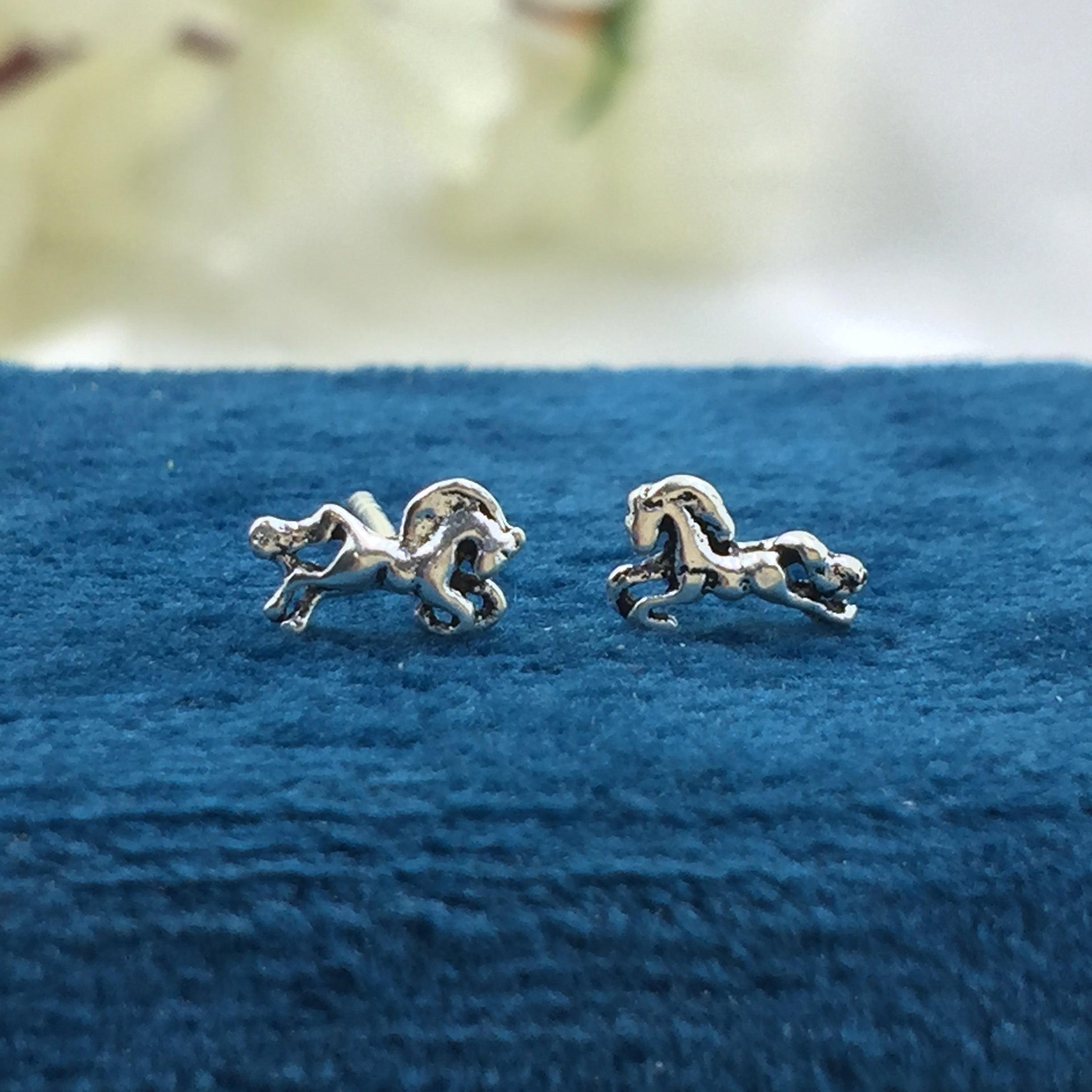 925 Sterling silver Animal Stud Earring Horse Hawaiian Vintage Horse Unicorn Earrings Cute Minimalist Handmade Gift Stud with Pushback